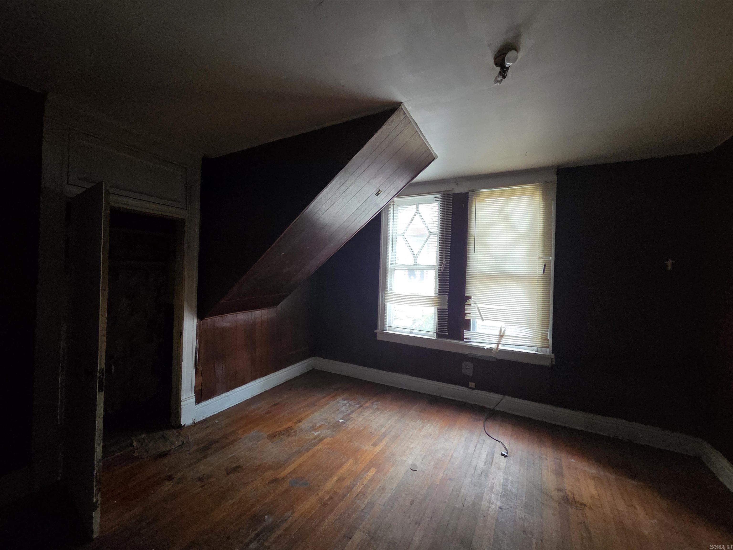 2709 S Izard Property Photo 20