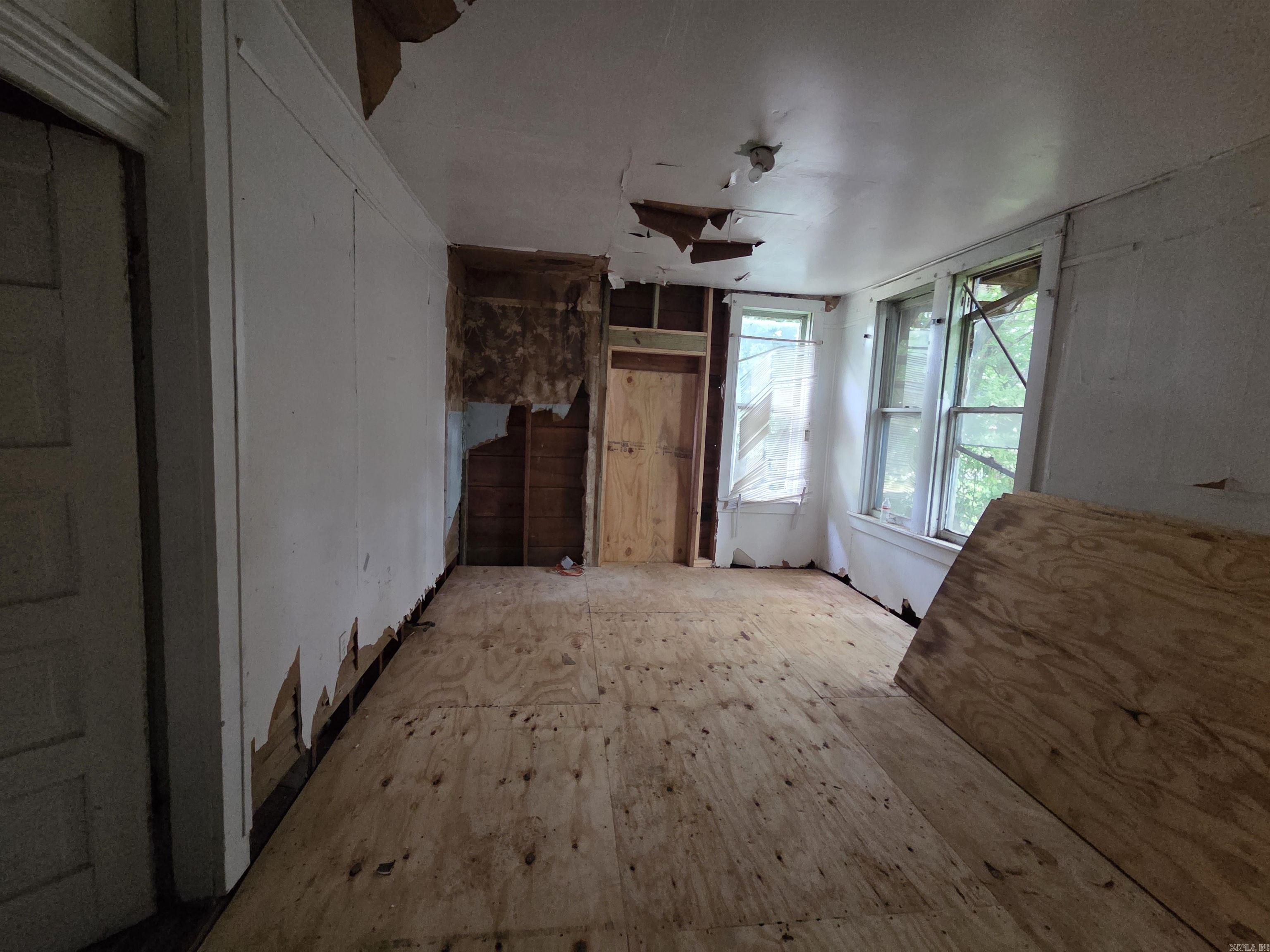 2709 S Izard Property Photo 21