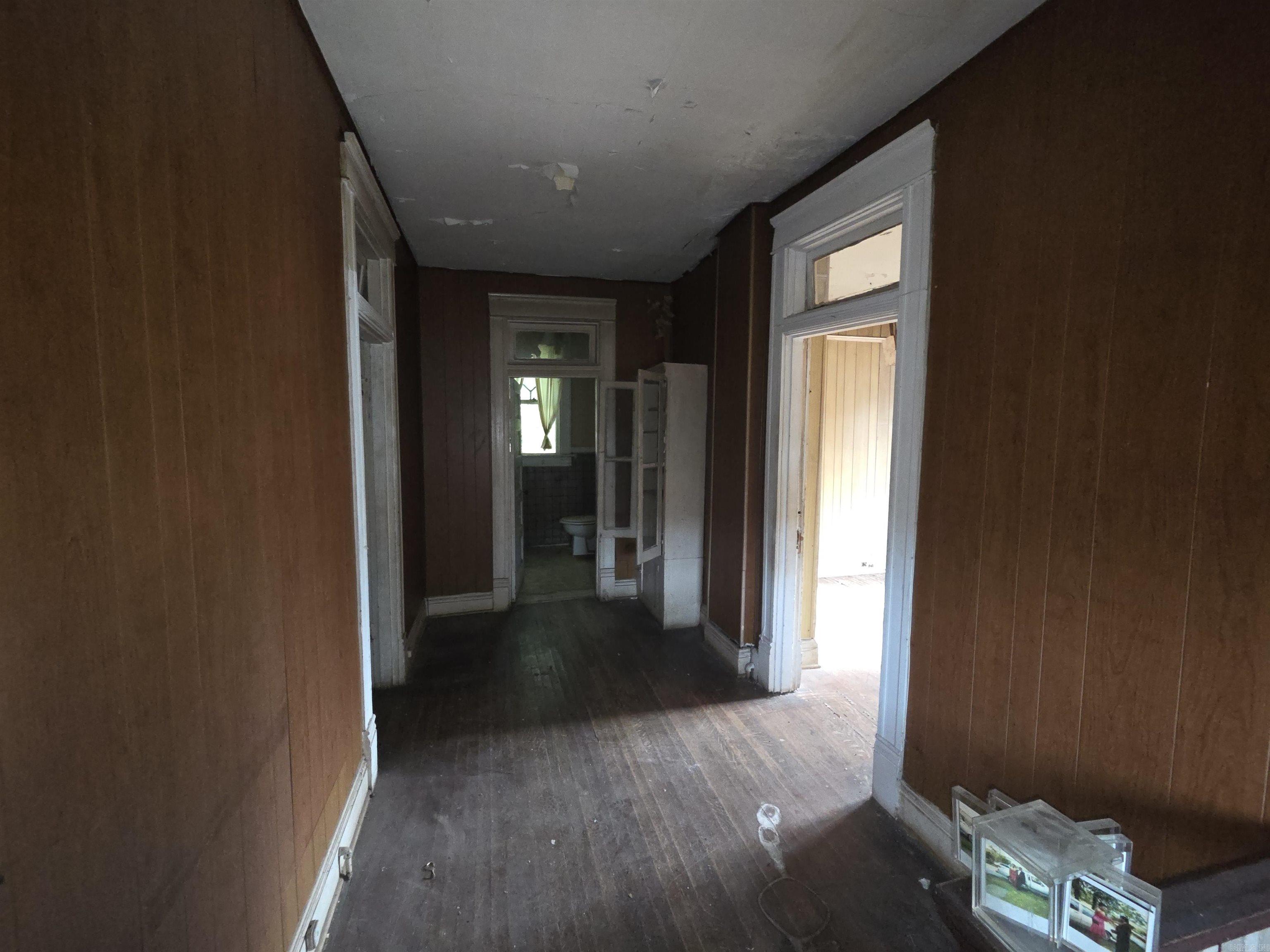 2709 S Izard Property Photo 28