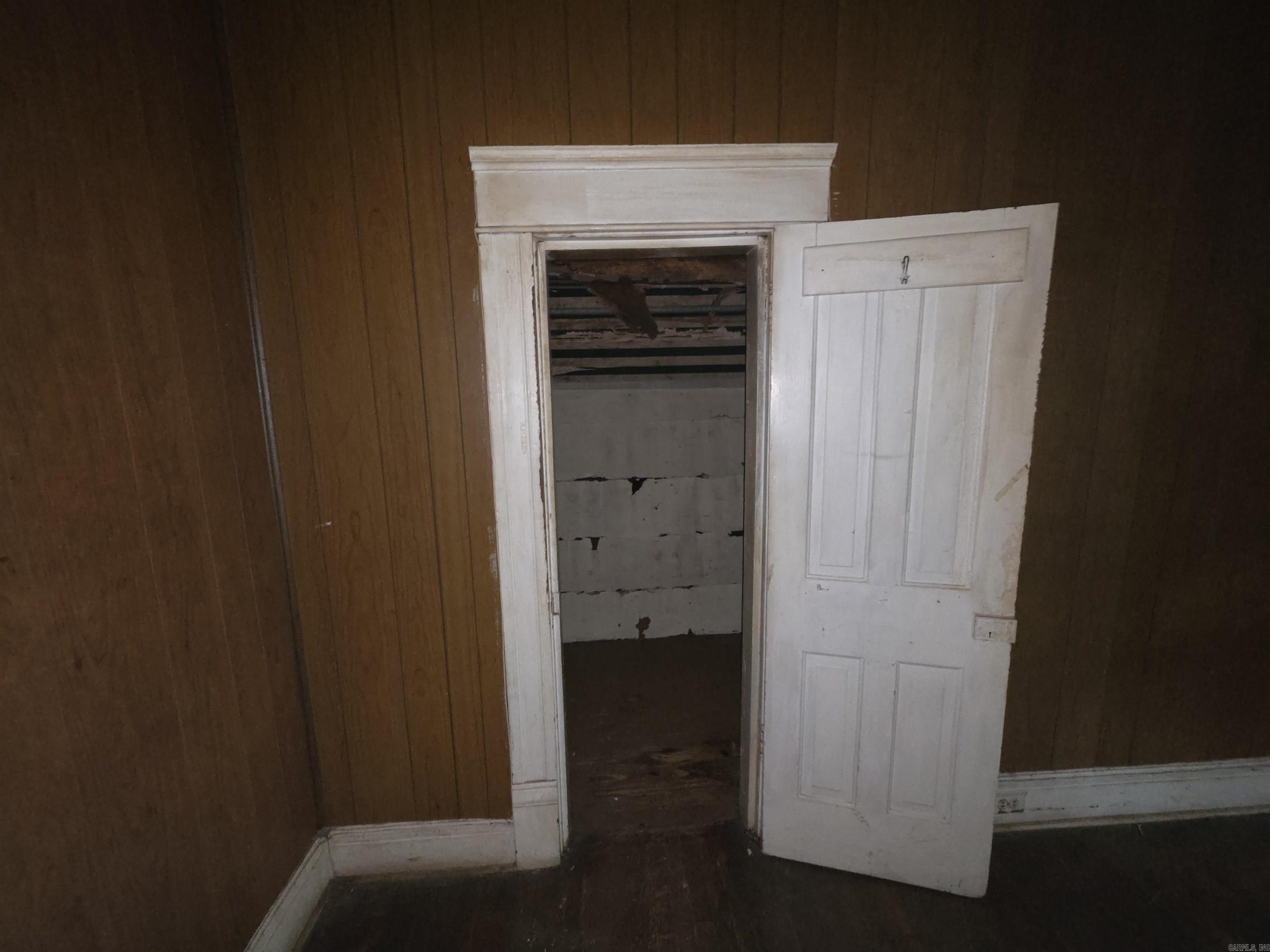 2709 S Izard Property Photo 35