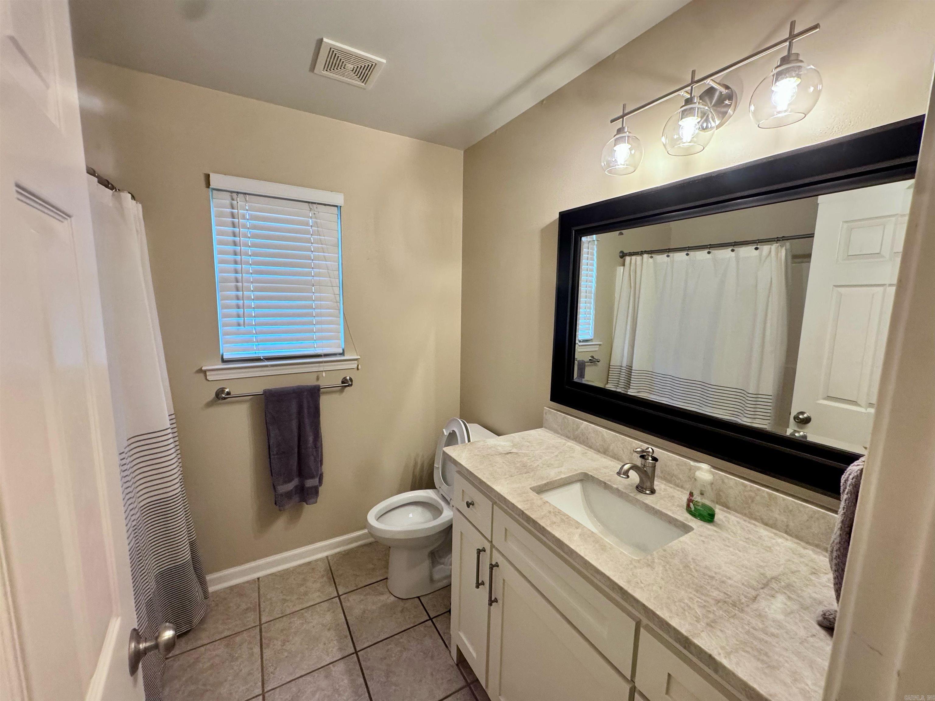11572 Ridgetop Drive Property Photo 9