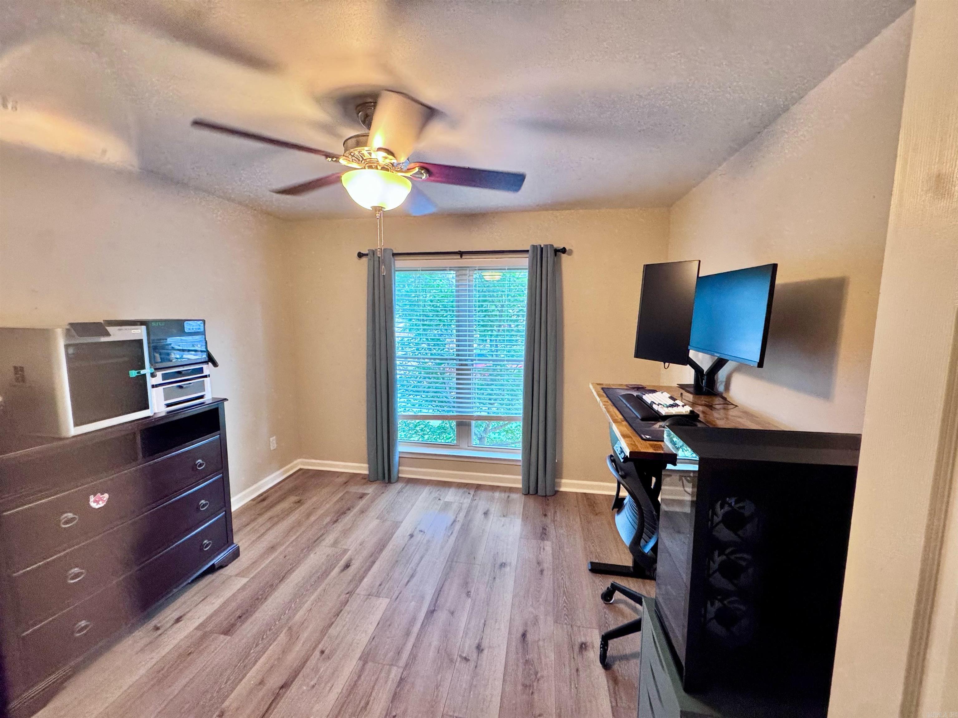 11572 Ridgetop Drive Property Photo 10