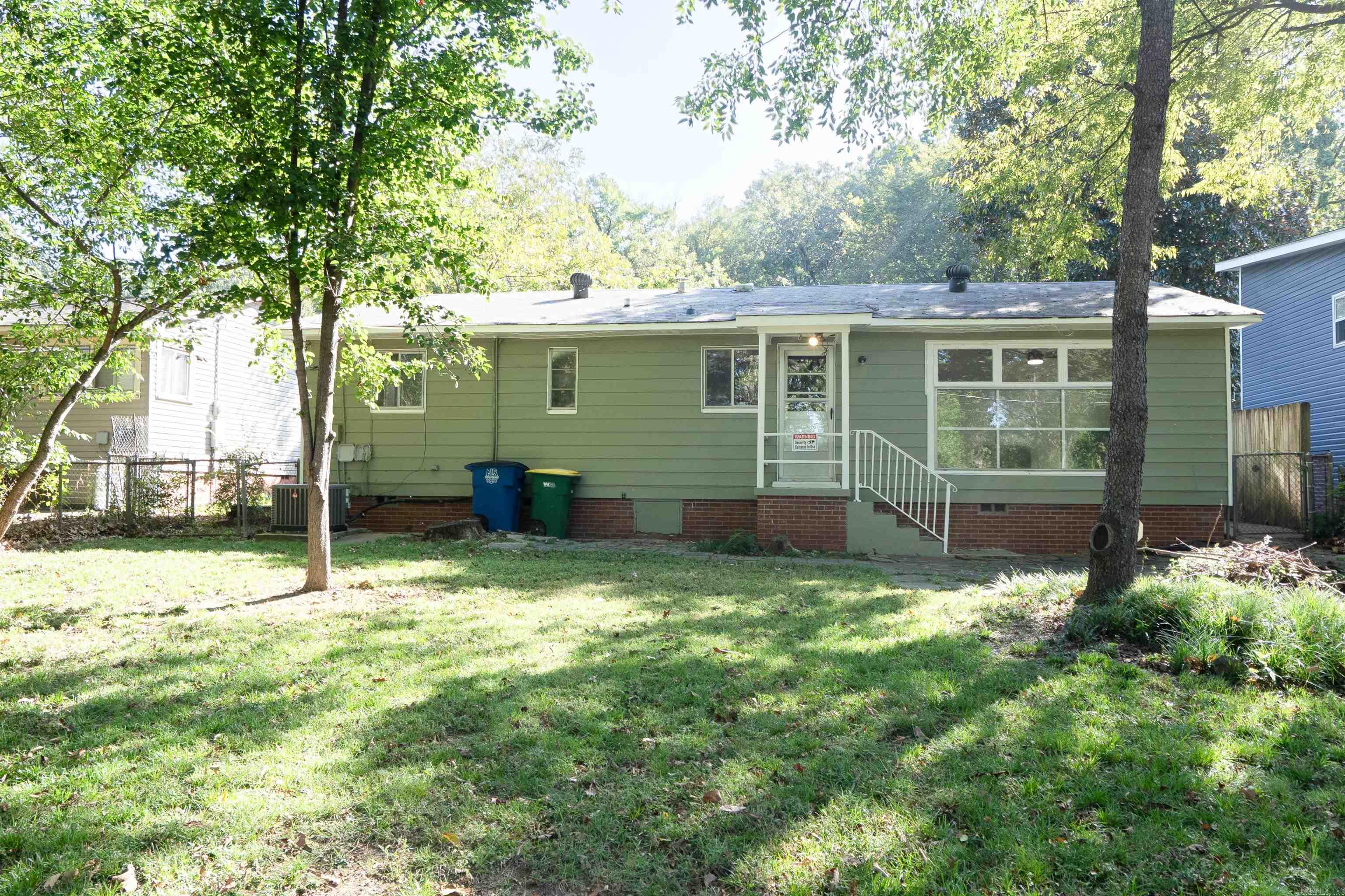 3701 Maple Street Property Photo 2