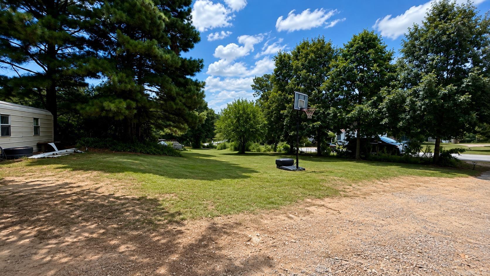 12412 Hood Rd Property Photo 5