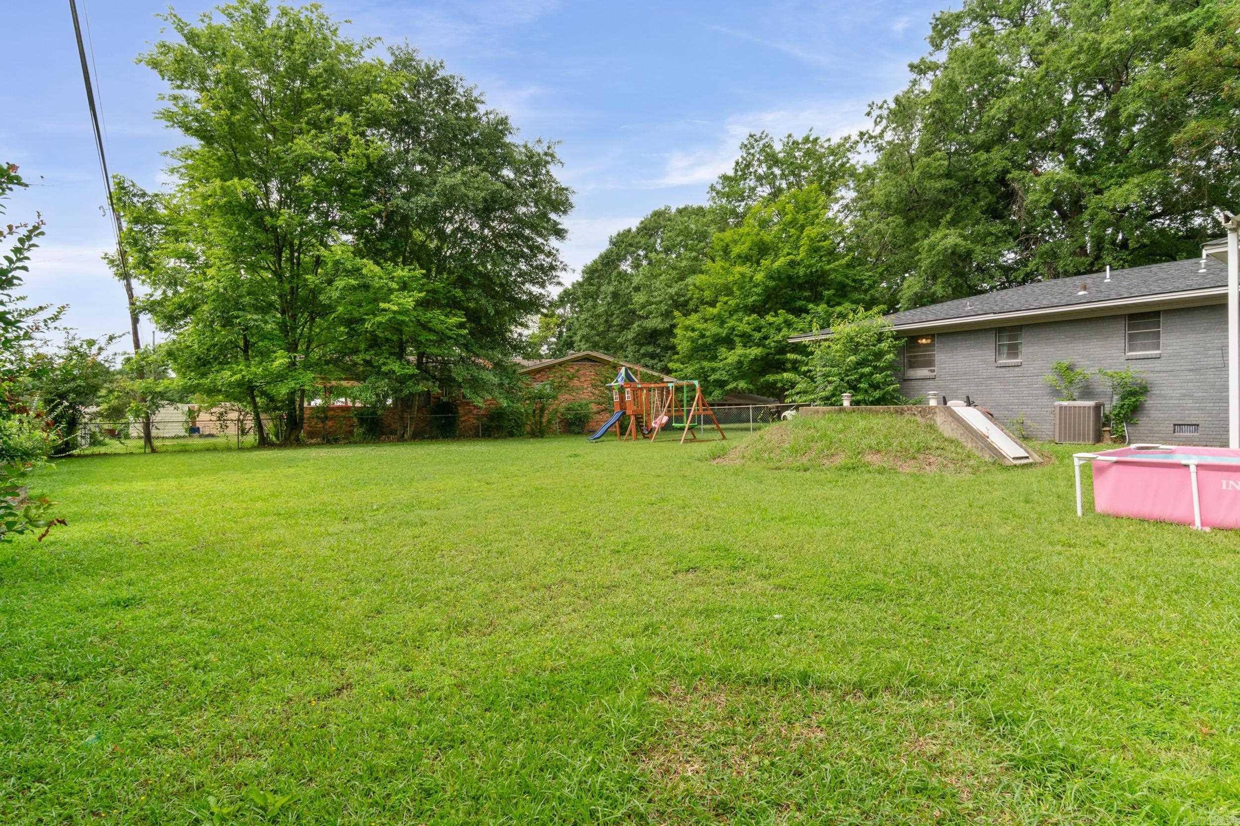 8 Susan Dr Property Photo 31