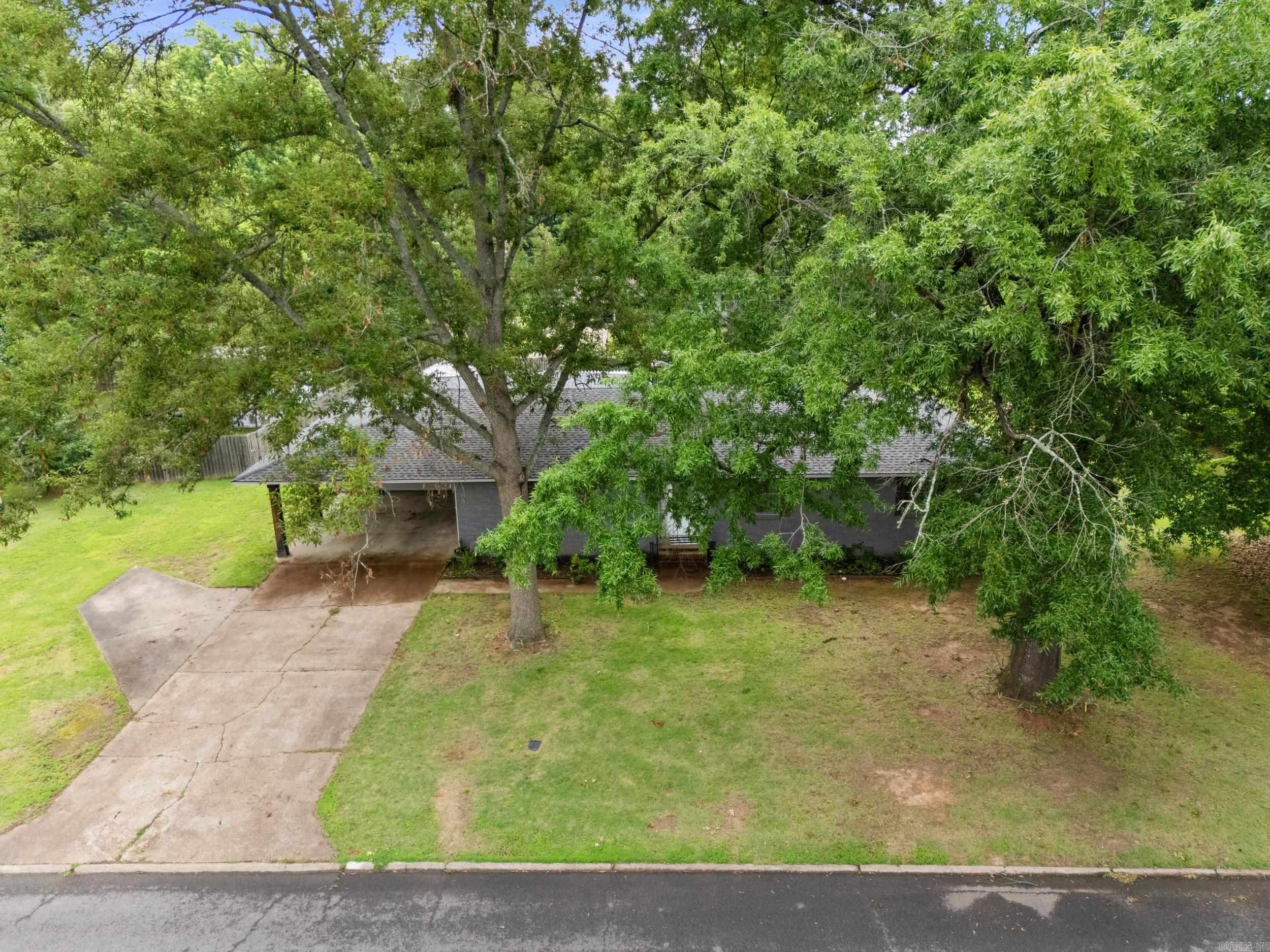 8 Susan Dr Property Photo 33