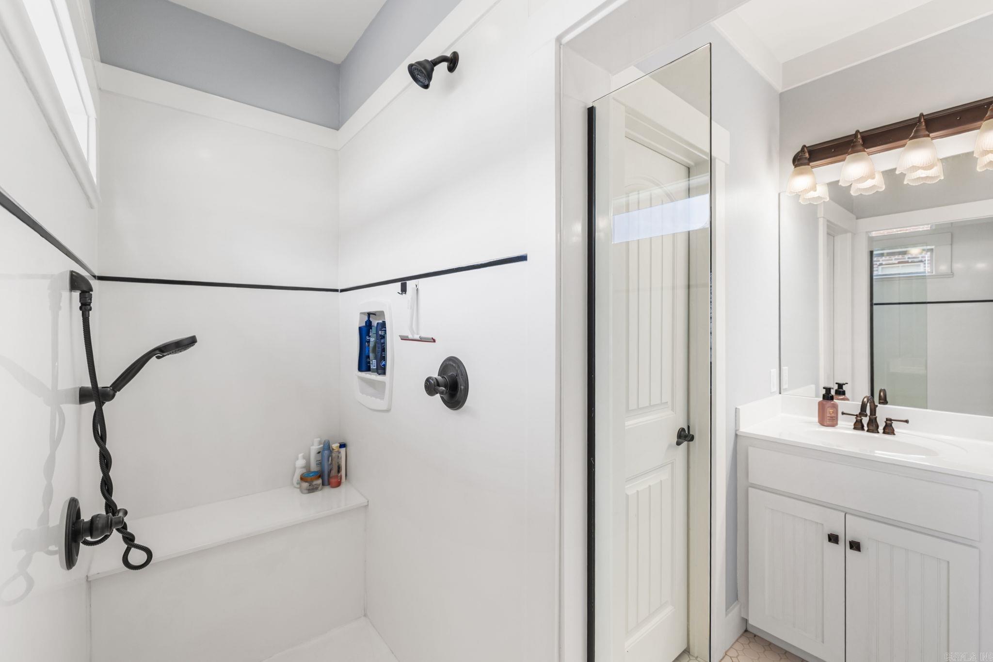 807 Indian Bay Drive Property Photo 19