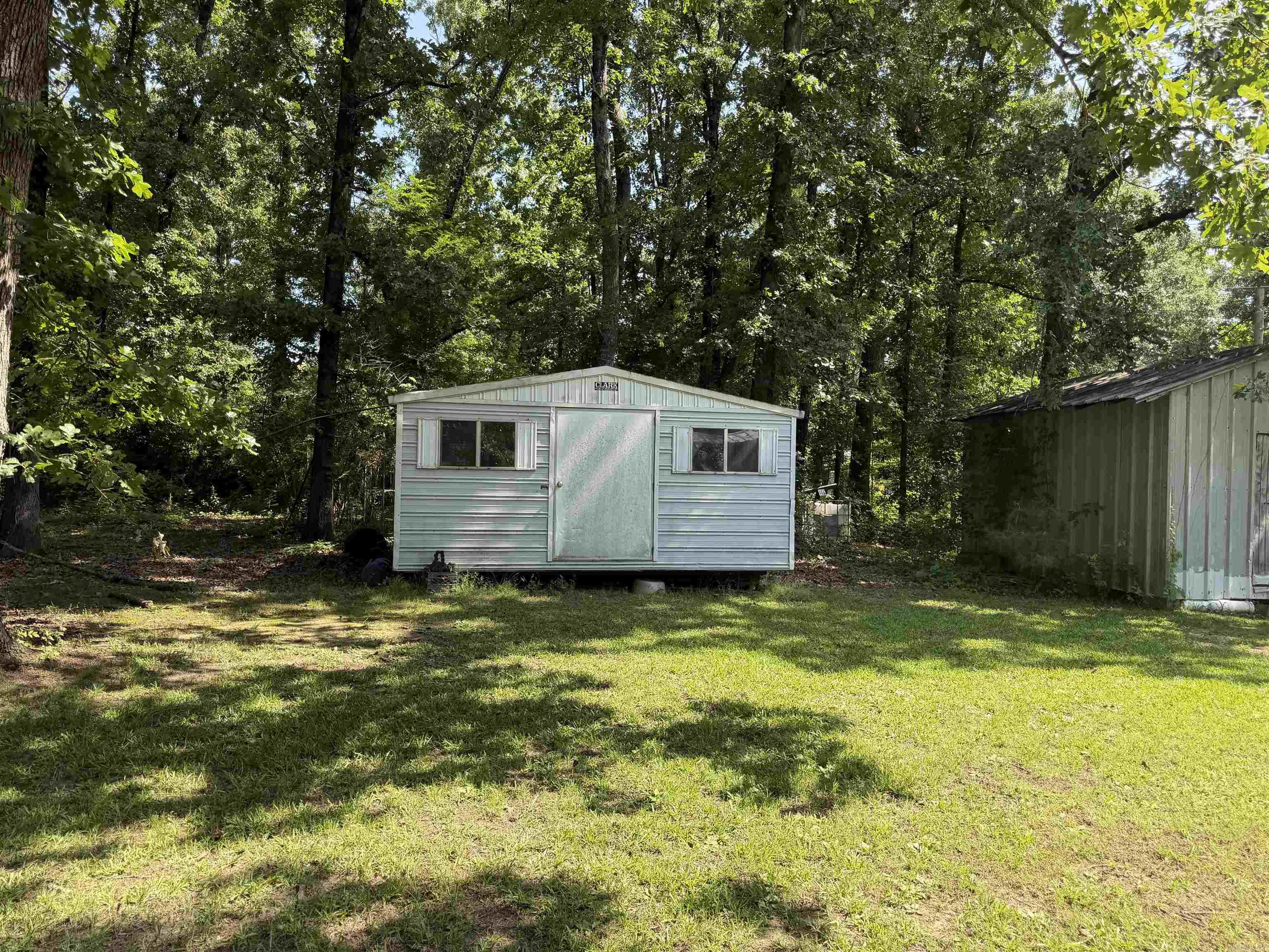 161 Gentry Property Photo 8