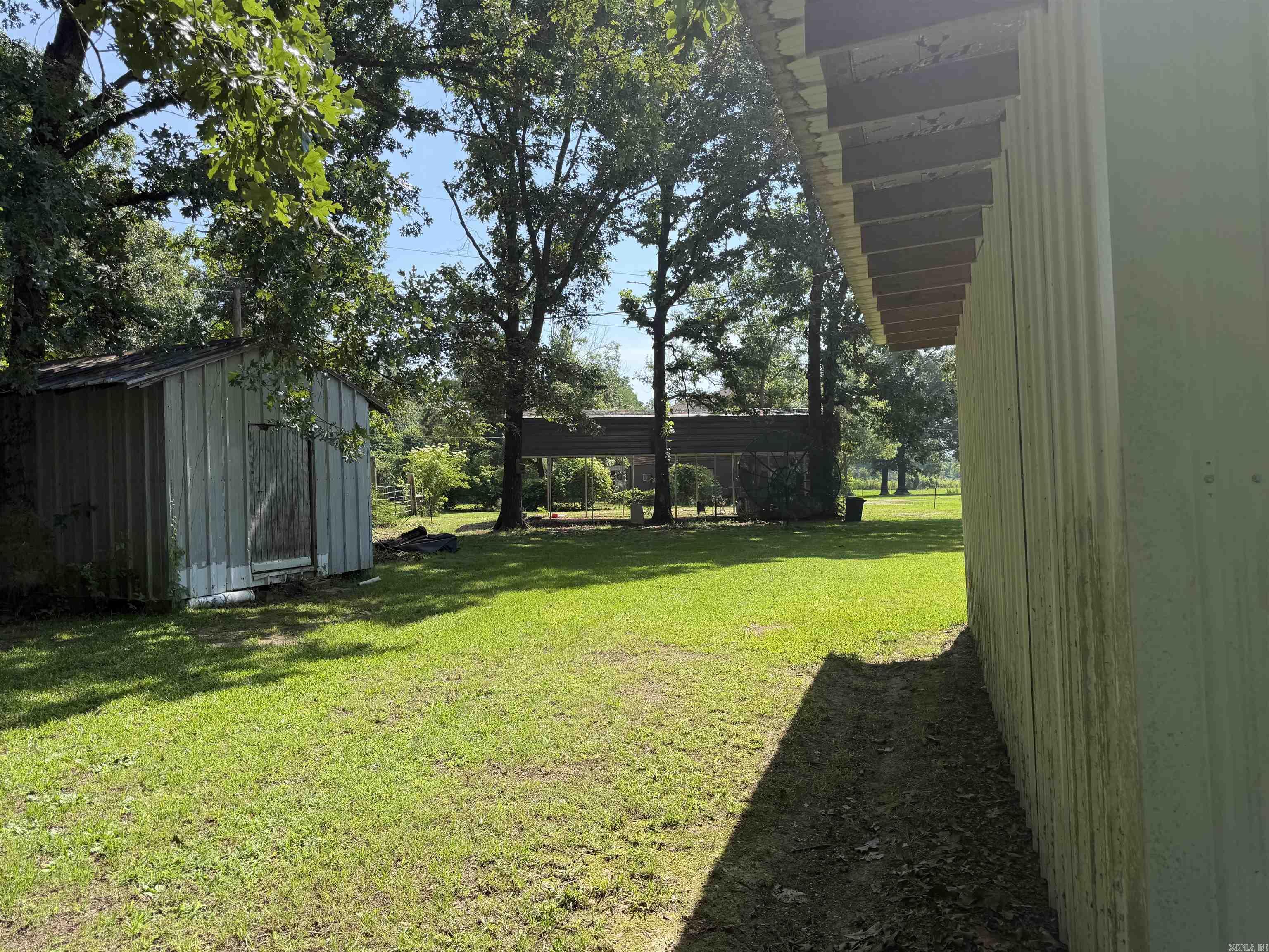 161 Gentry Property Photo 12