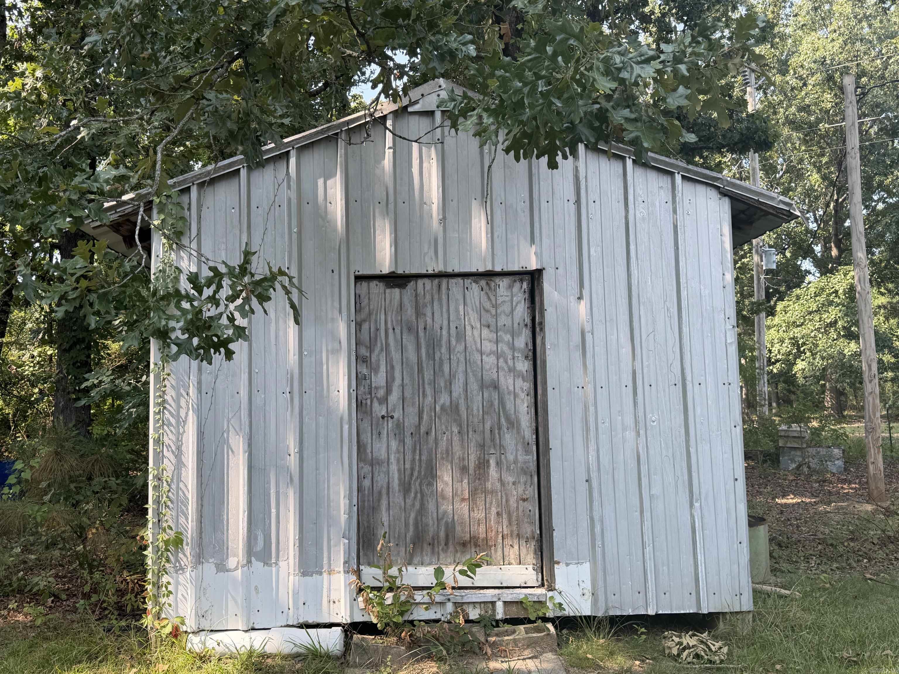 161 Gentry Property Photo 16