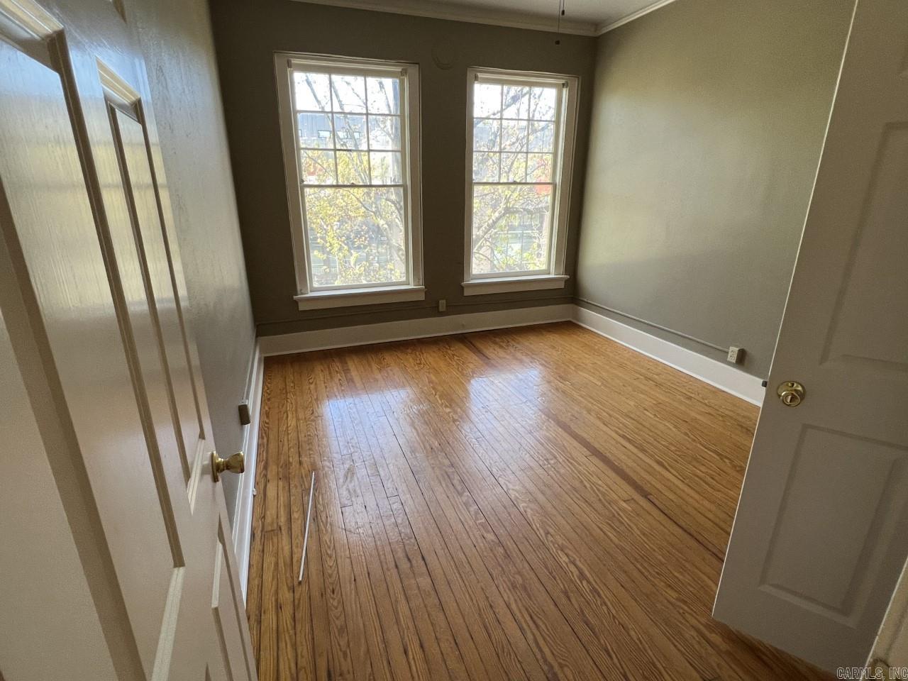1419 S Main A Property Photo 4