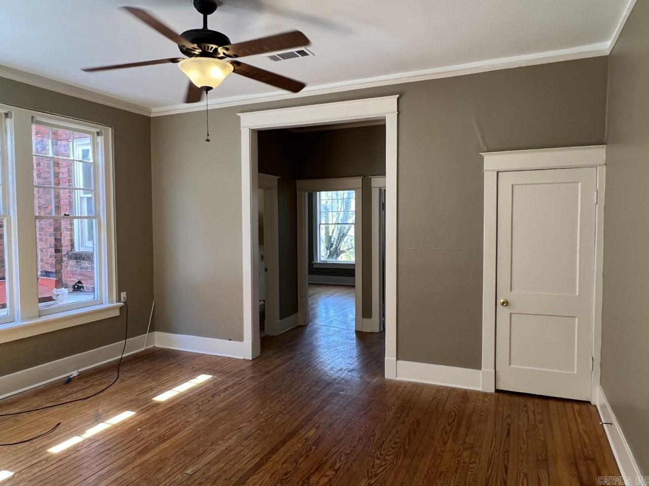 1419 S Main A Property Photo 6