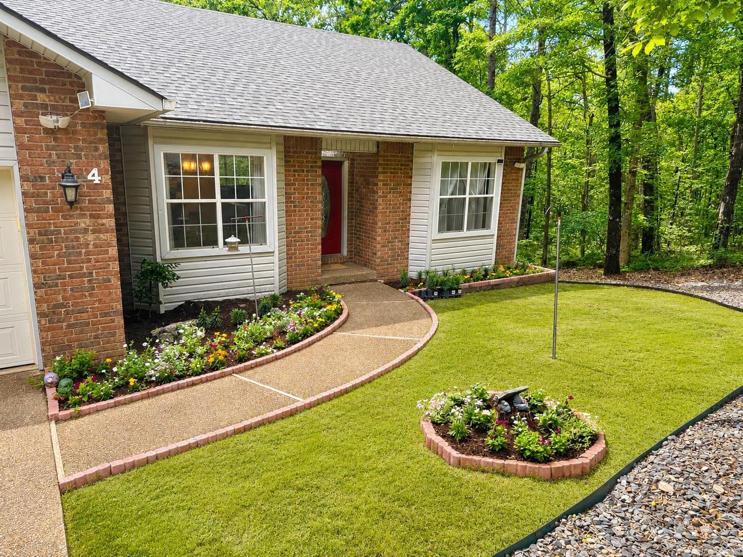 4 Narcisco Circle Property Photo 2