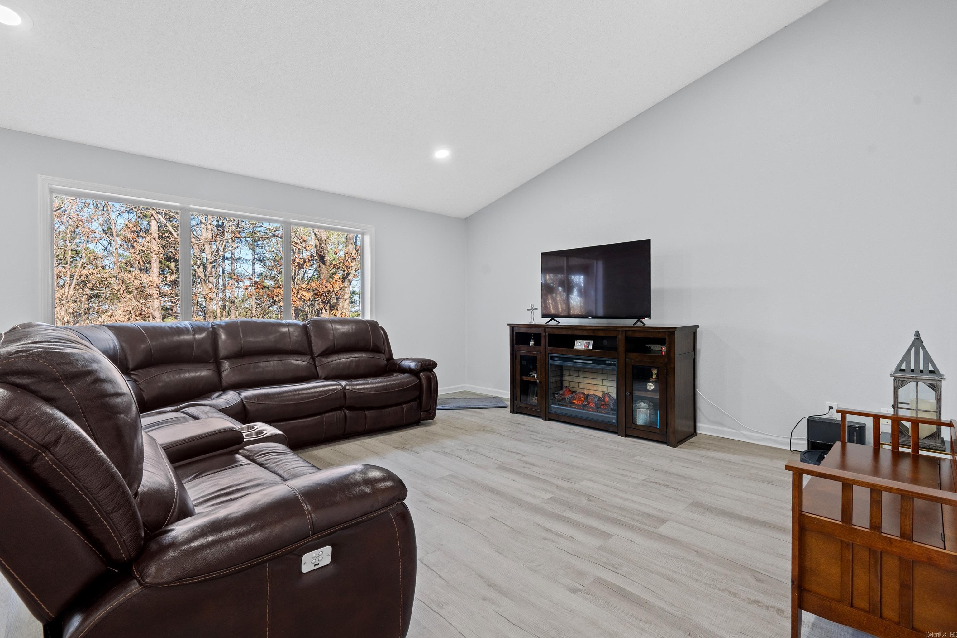 4 Narcisco Circle Property Photo 6