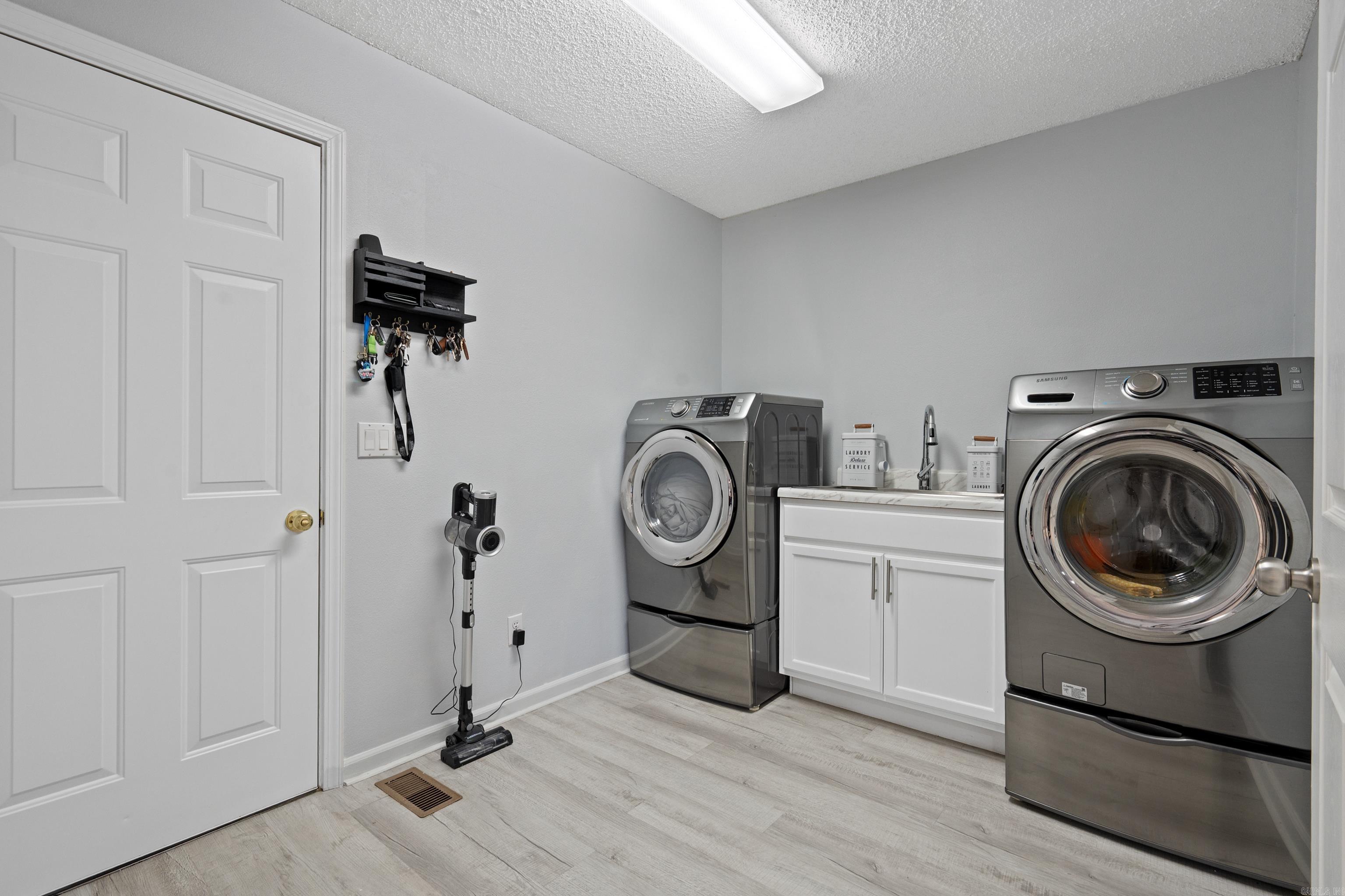 4 Narcisco Circle Property Photo 17