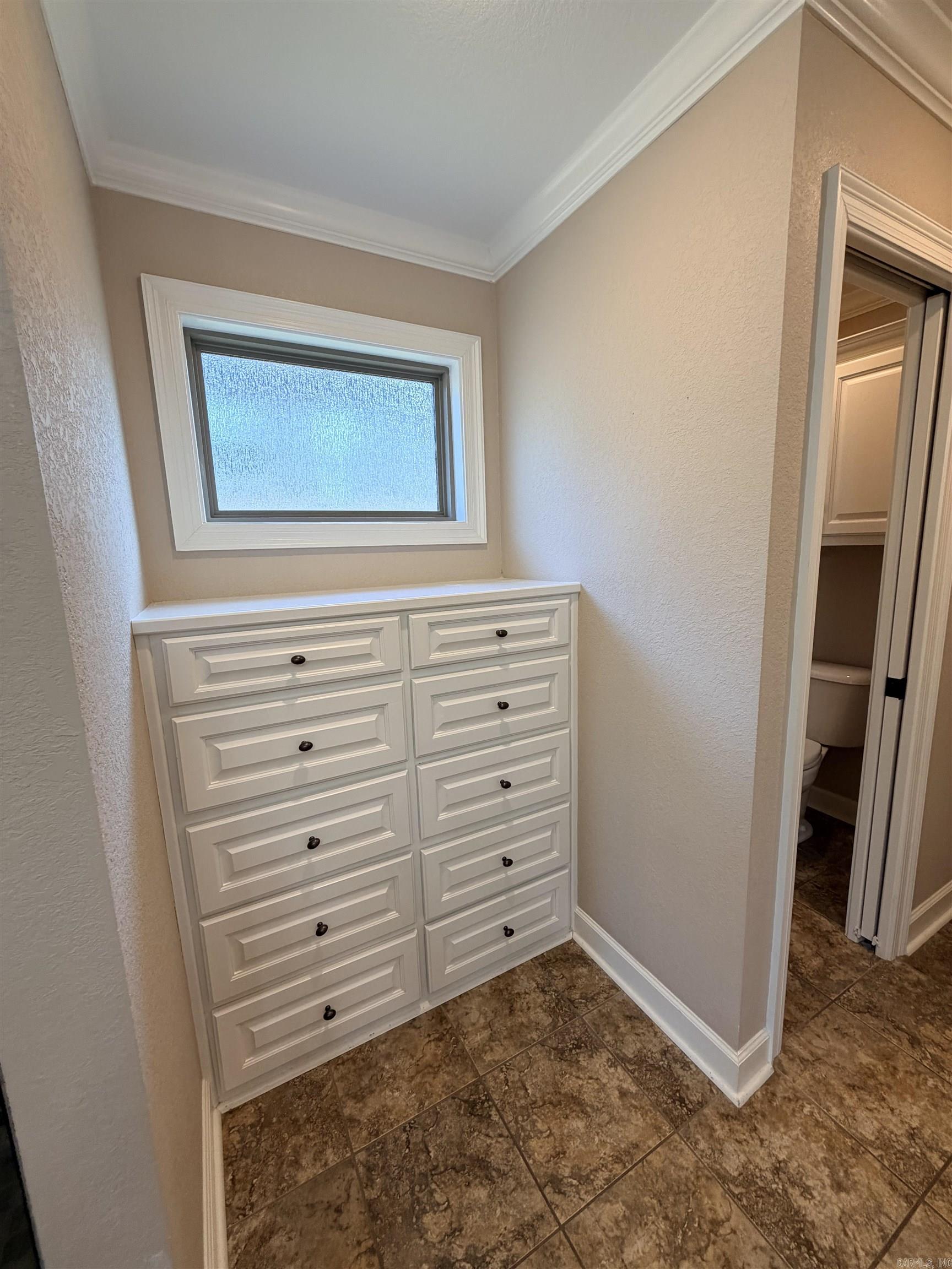 22 Southwind Boulevard Property Photo 12