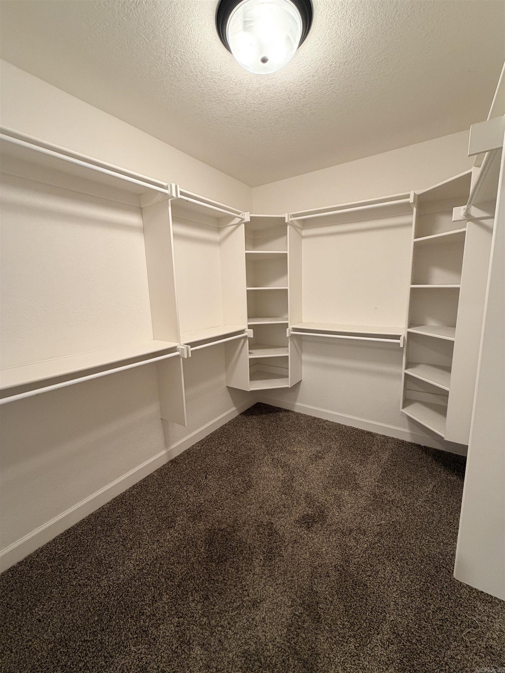 22 Southwind Boulevard Property Photo 13