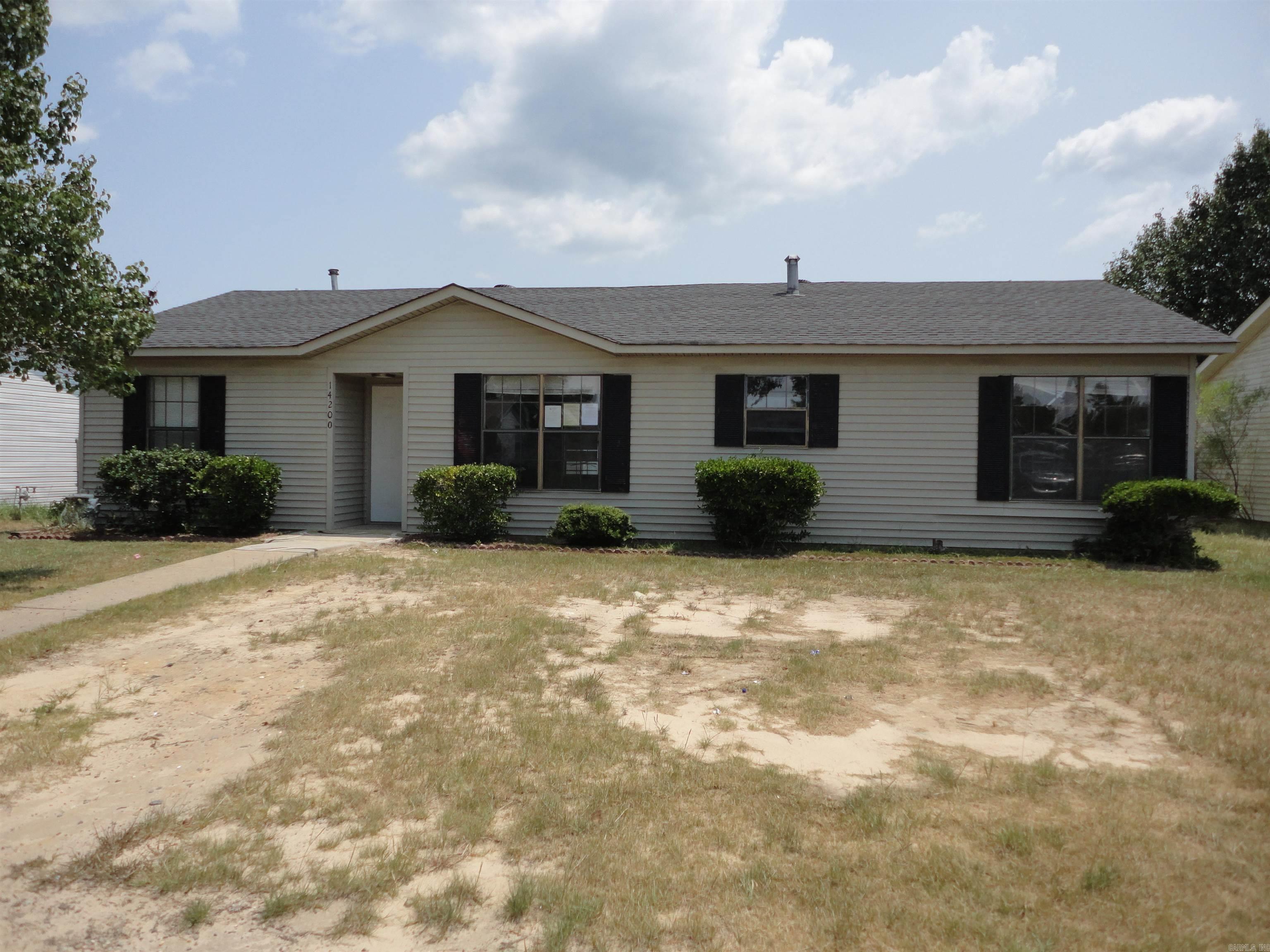 14200 Krestview Drive Property Photo 1
