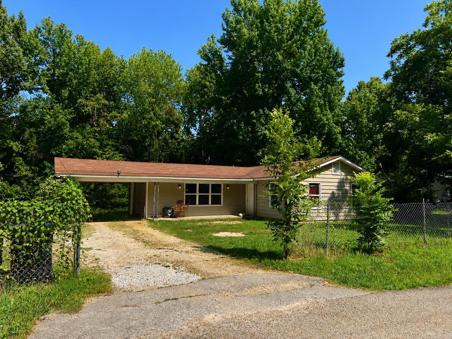 900 Warren Property Photo 1