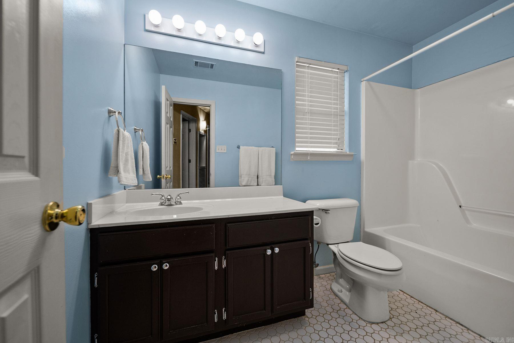 905 W B Avenue Property Photo 35