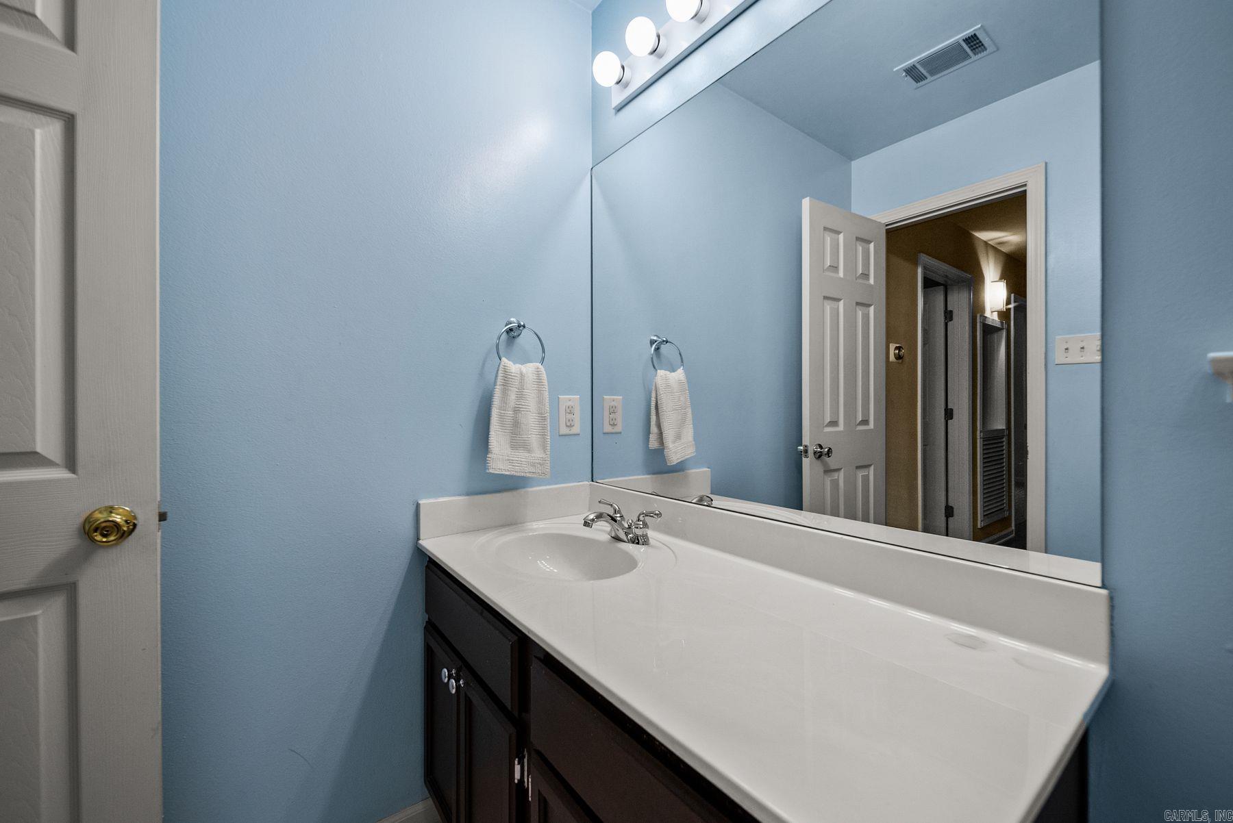 905 W B Avenue Property Photo 36