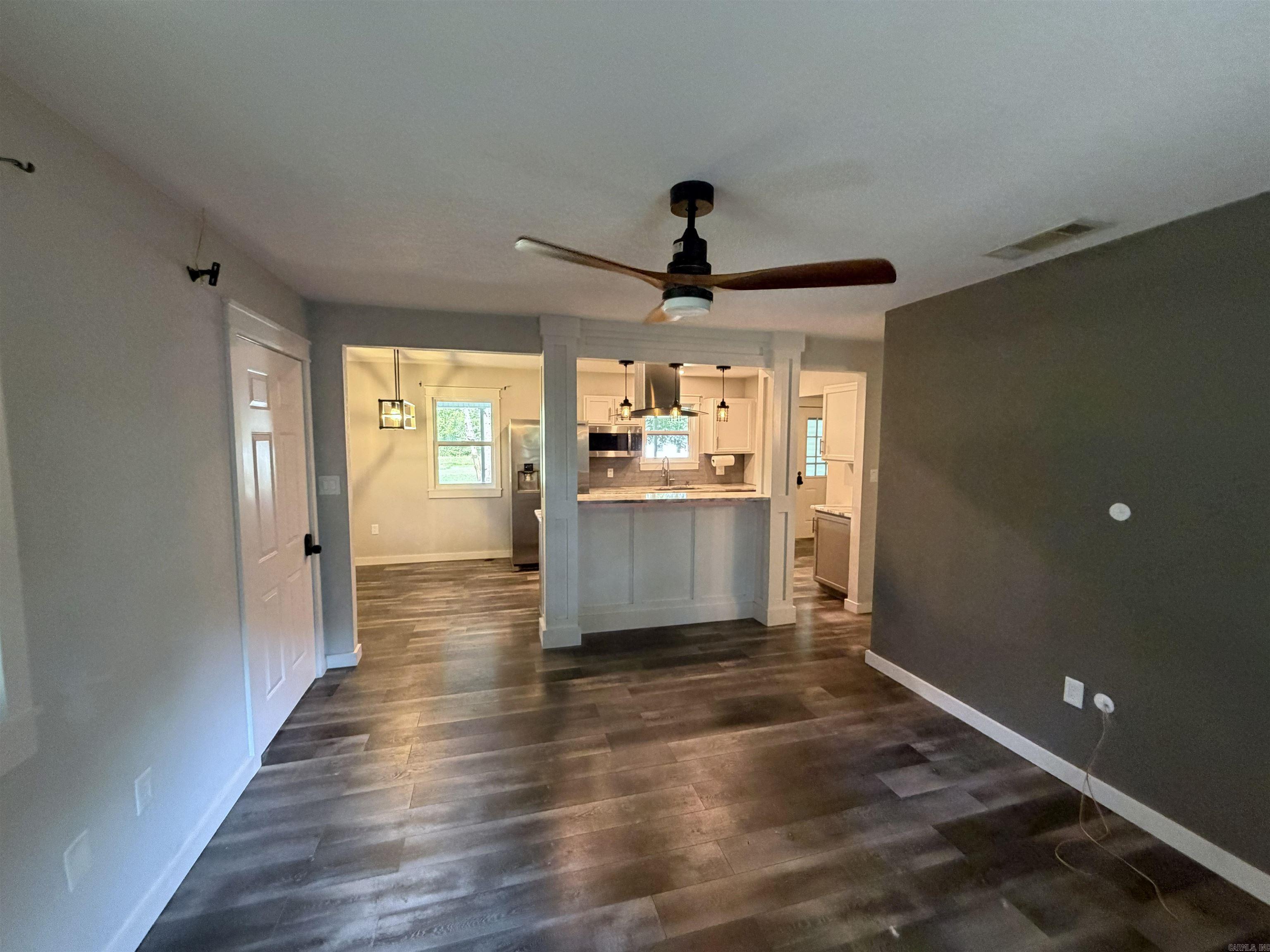 404 Deridder Avenue Property Photo 3