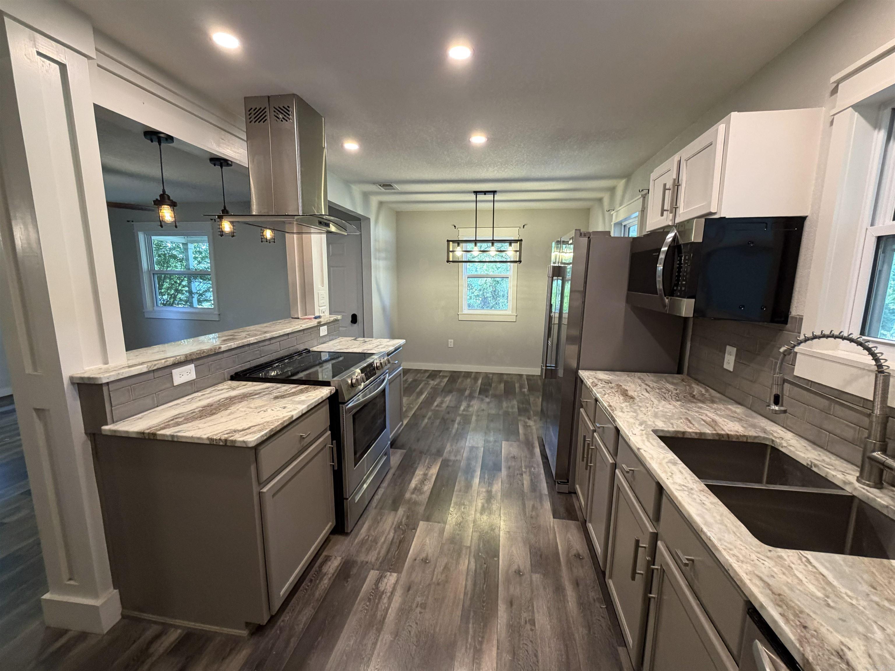 404 Deridder Avenue Property Photo 10