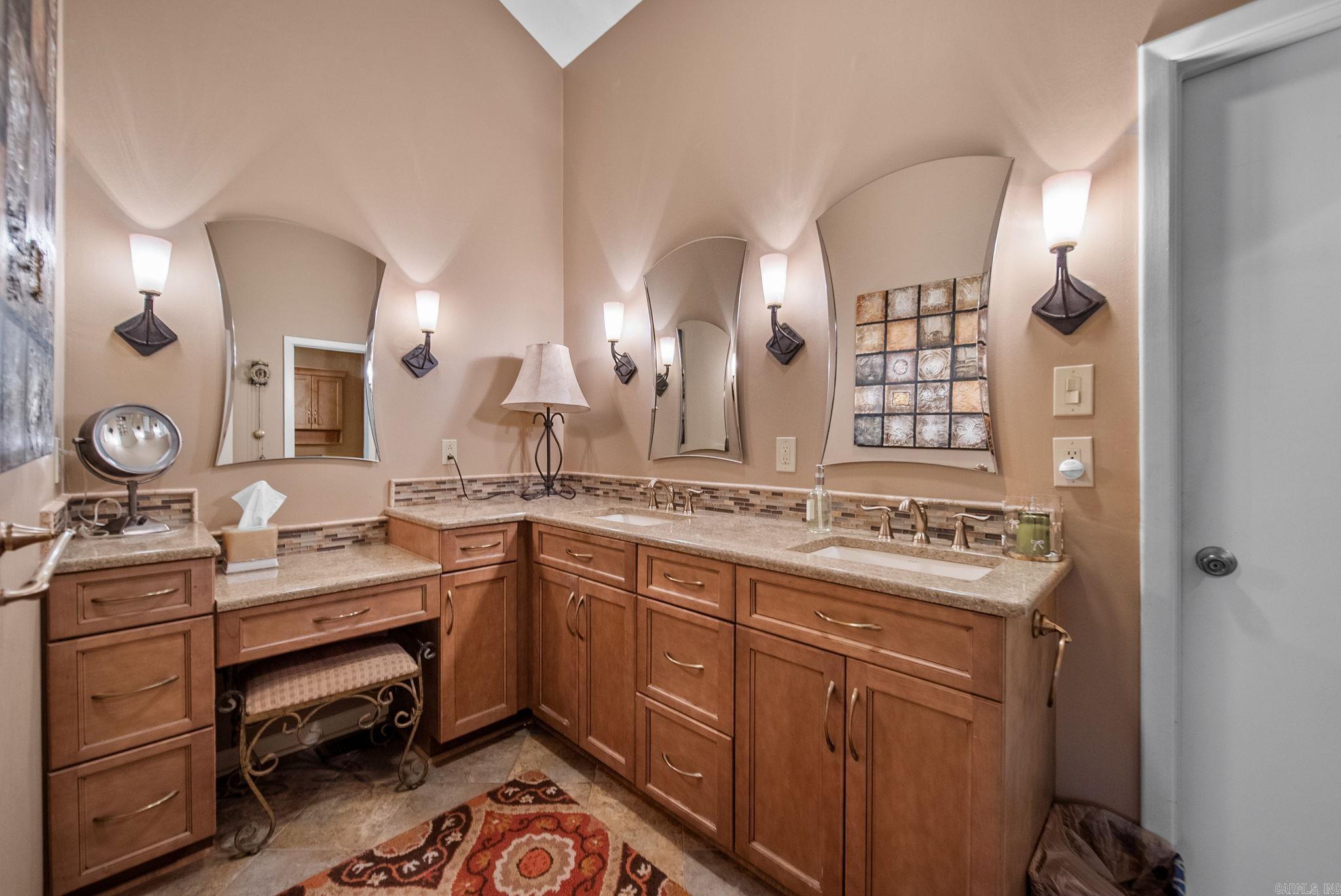 266 Valley Club Circle Property Photo 22