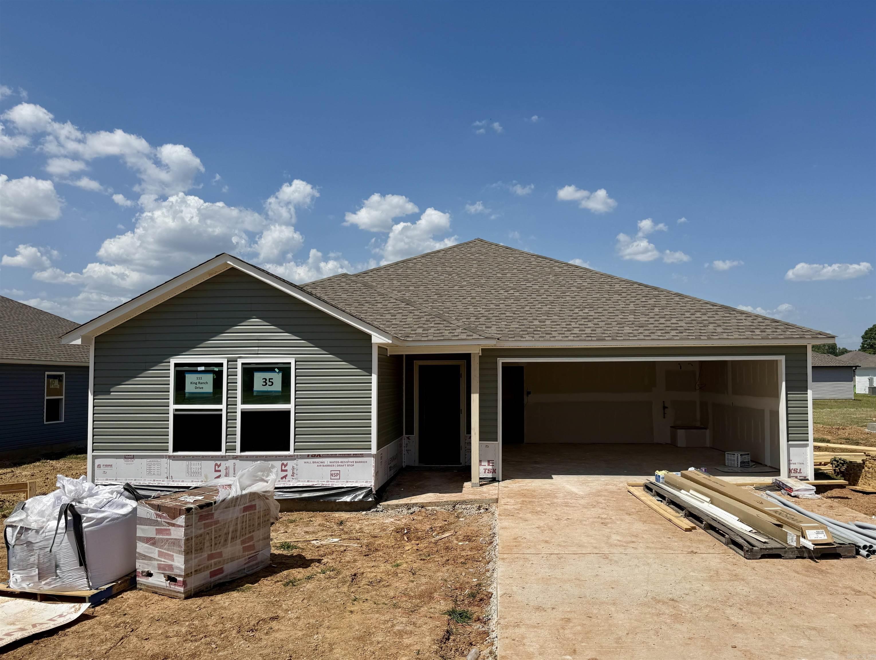 111 King Ranch Drive Property Photo 1