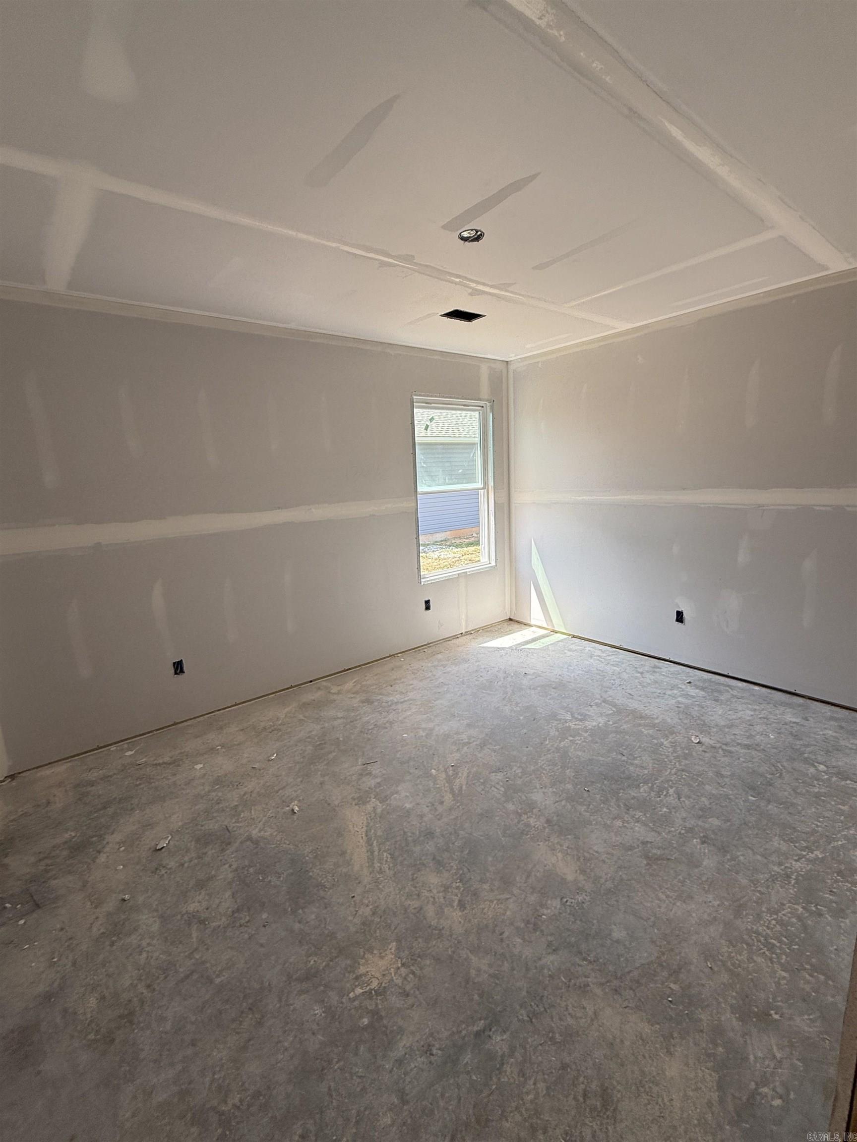111 King Ranch Drive Property Photo 4
