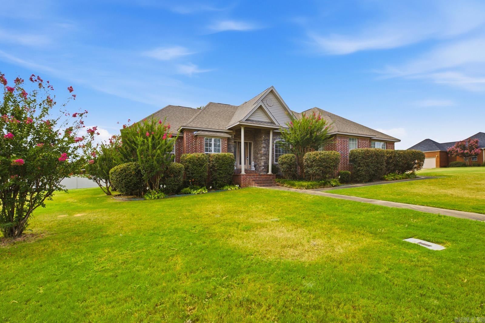 603 Llama Drive Property Photo 1