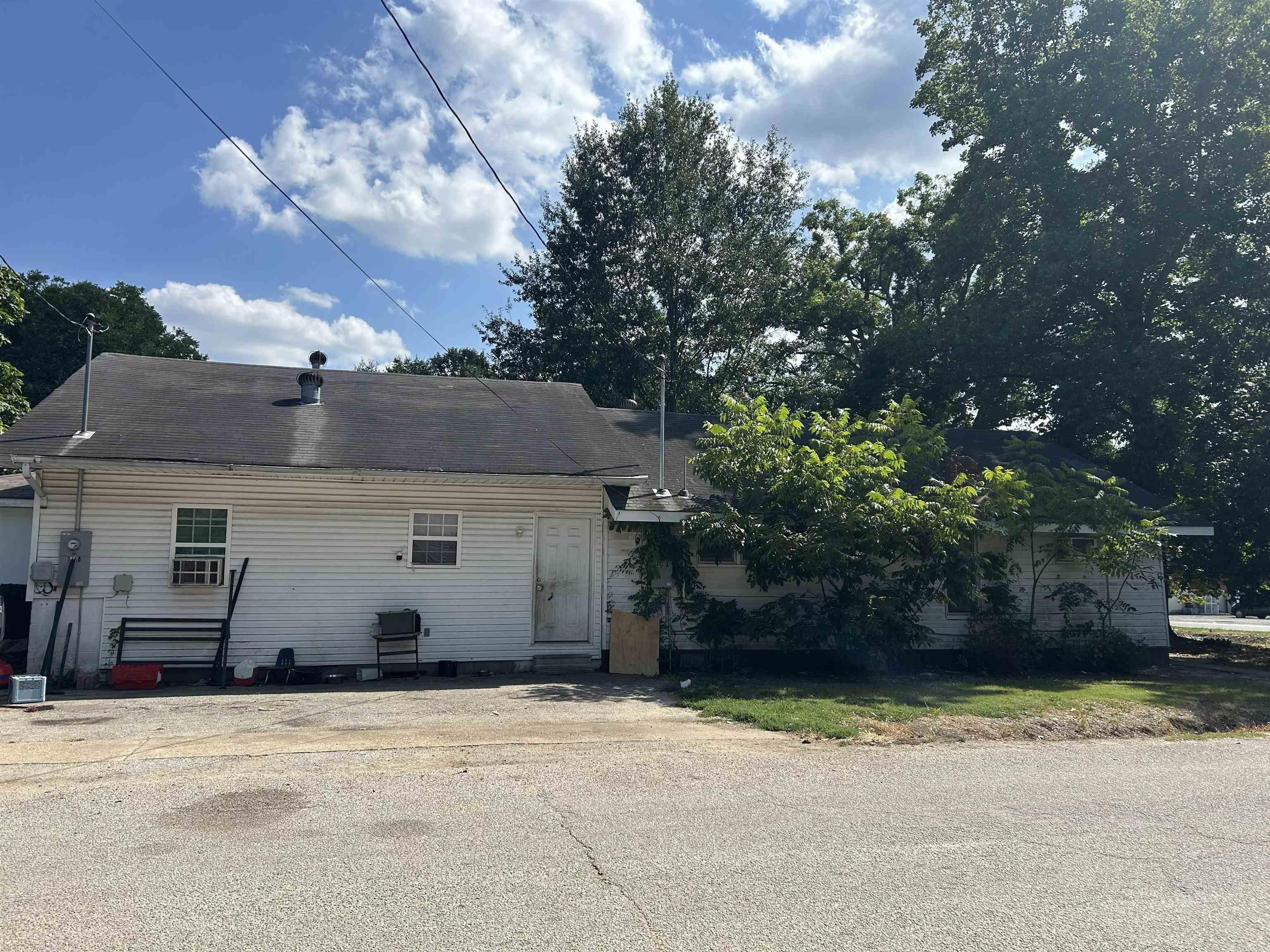 816 N Church Property Photo 1