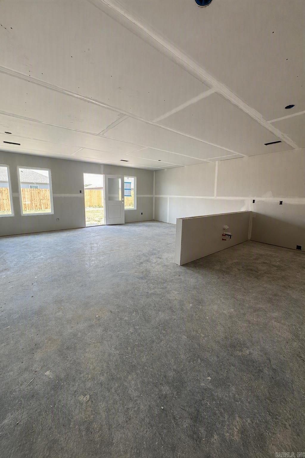 109 King Ranch Drive Property Photo 1
