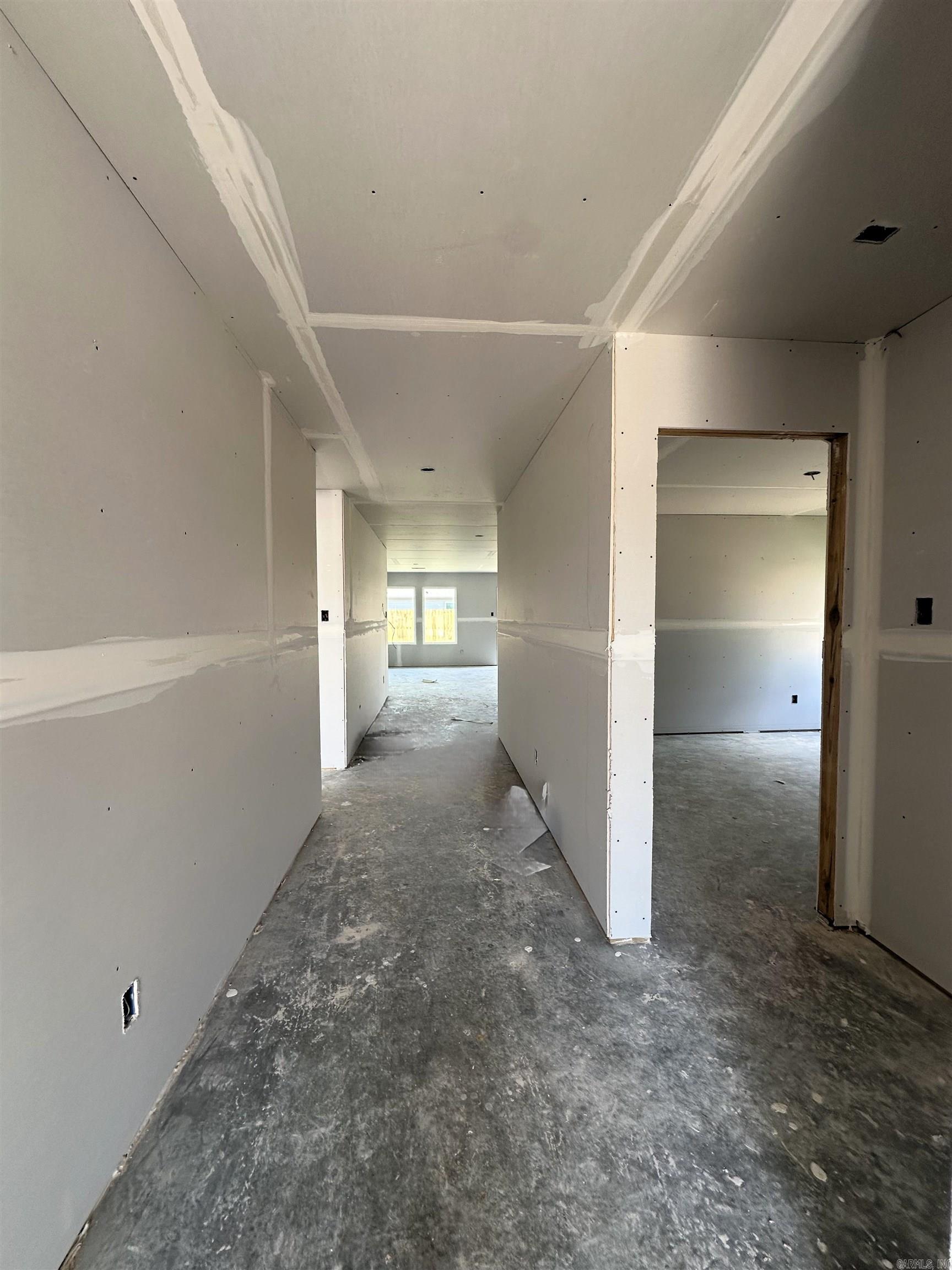 109 King Ranch Drive Property Photo 4