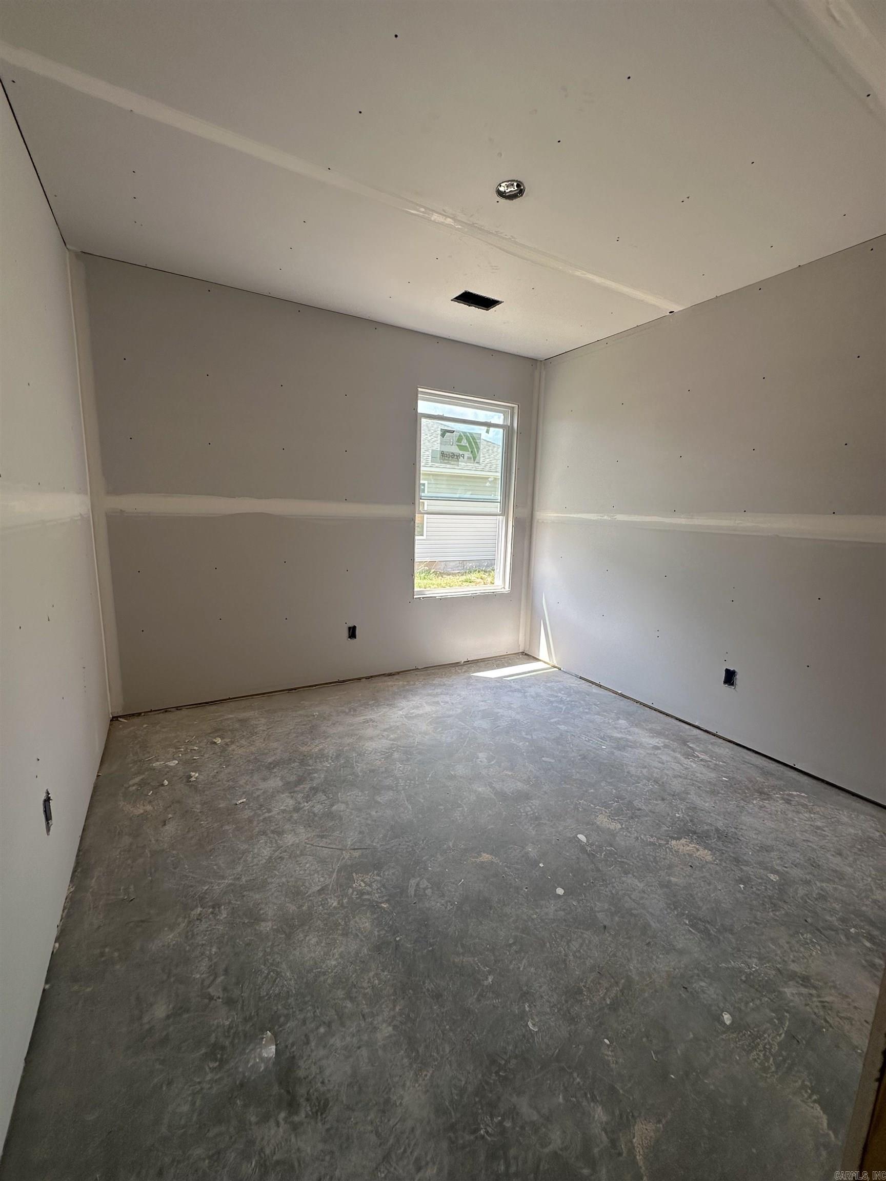 109 King Ranch Drive Property Photo 8
