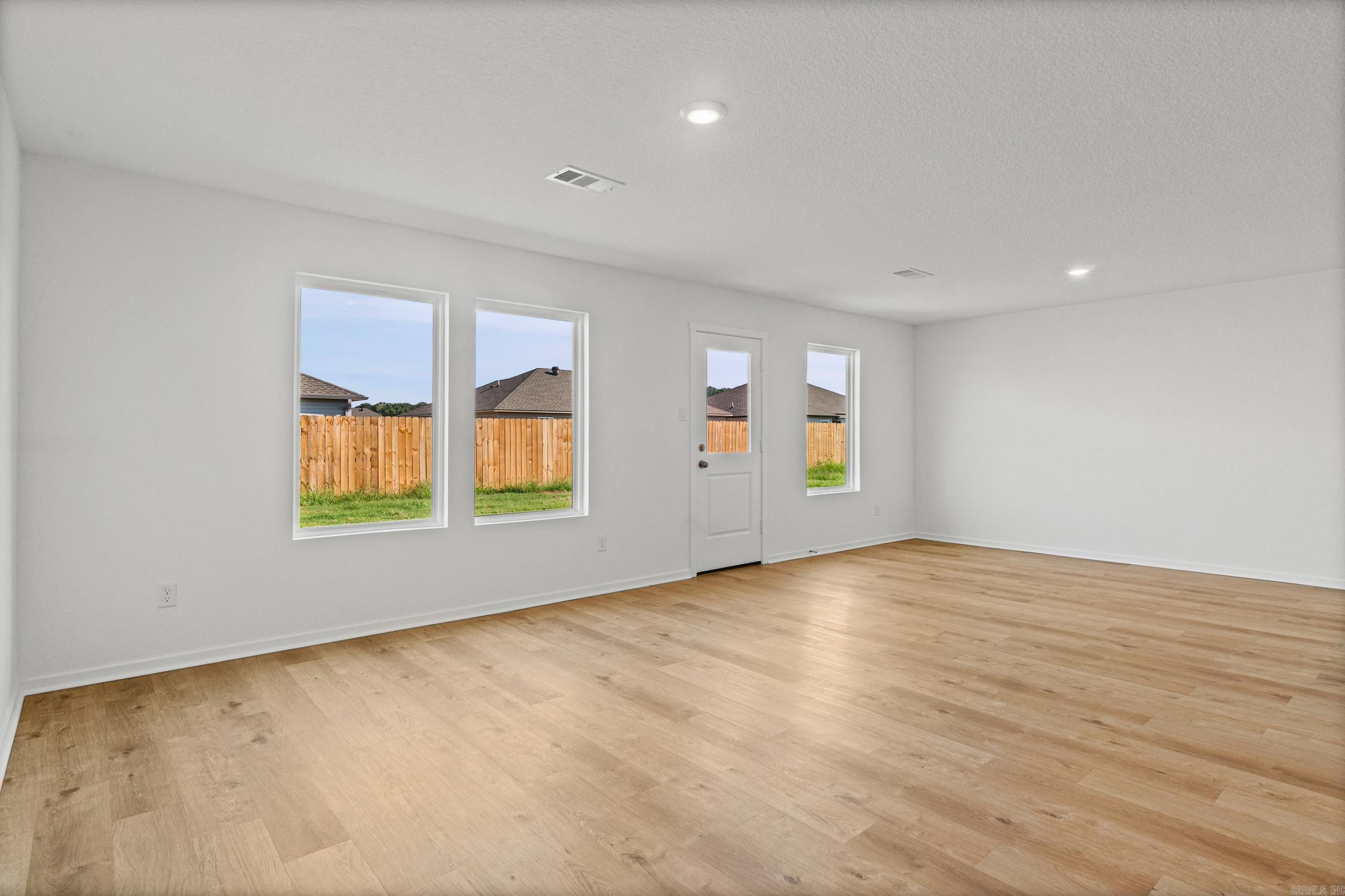 109 King Ranch Drive Property Photo 9