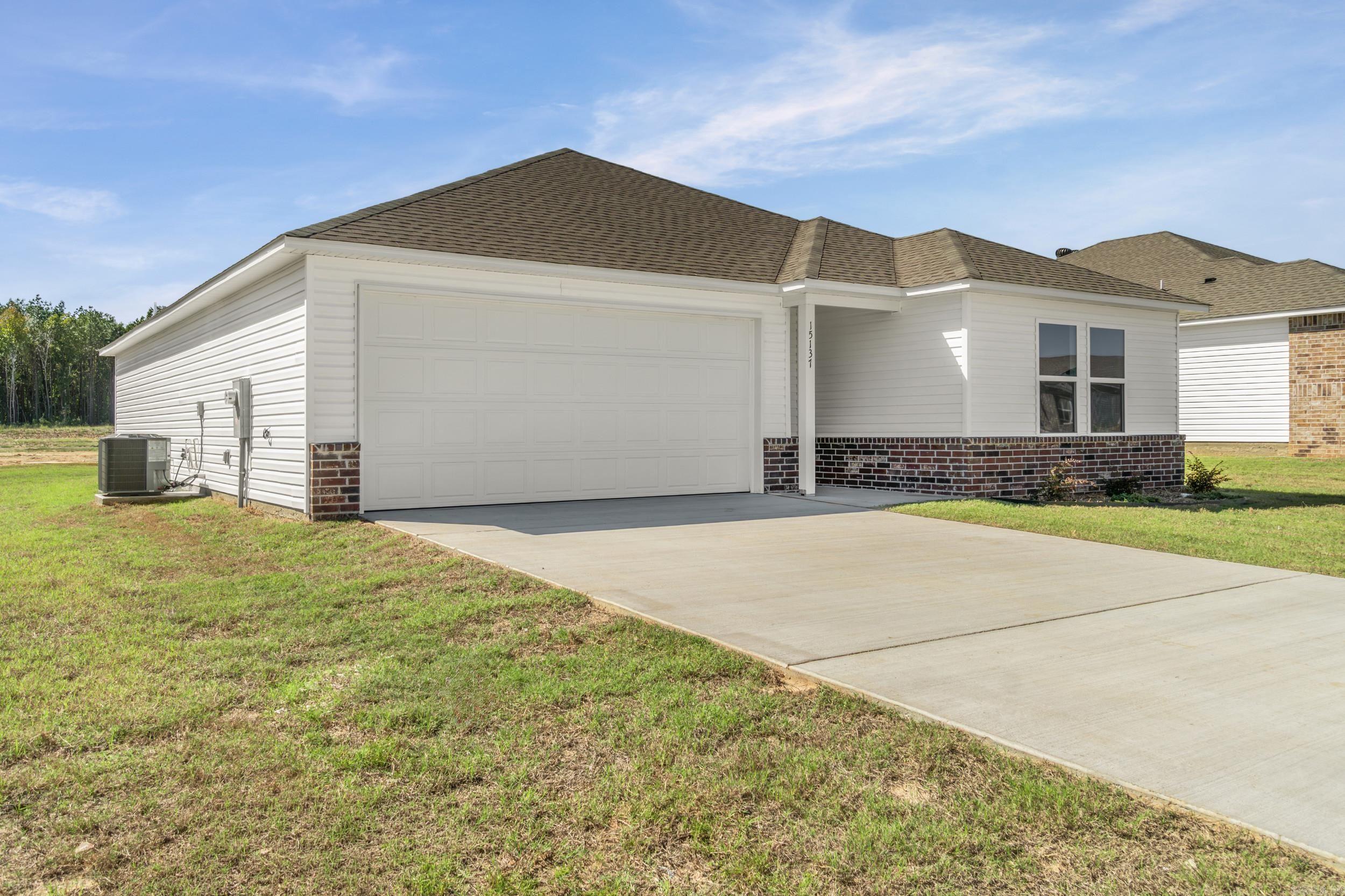 15137 Thompson Branch Trail Property Photo 3