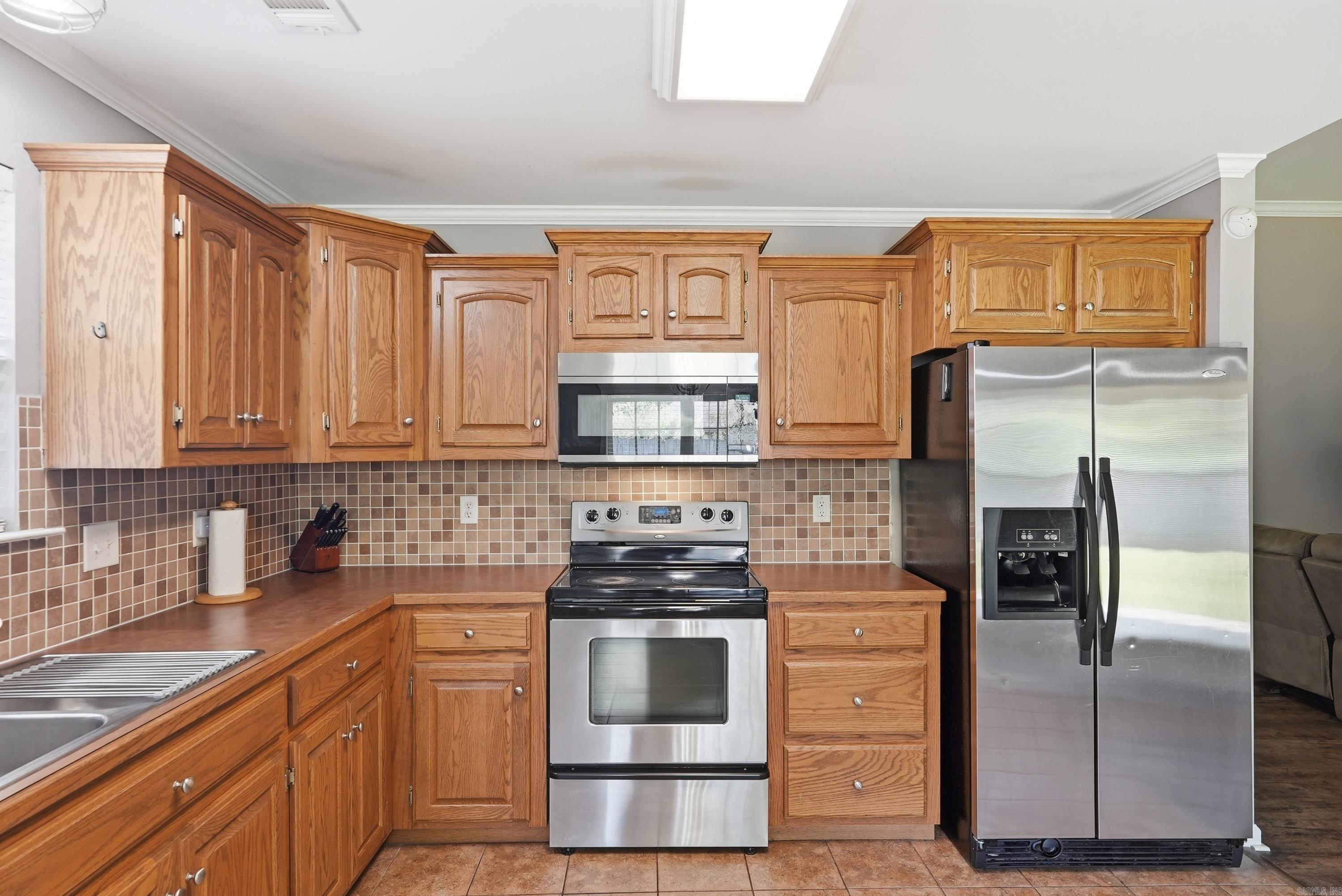 2201 Henry Avenue Property Photo 16