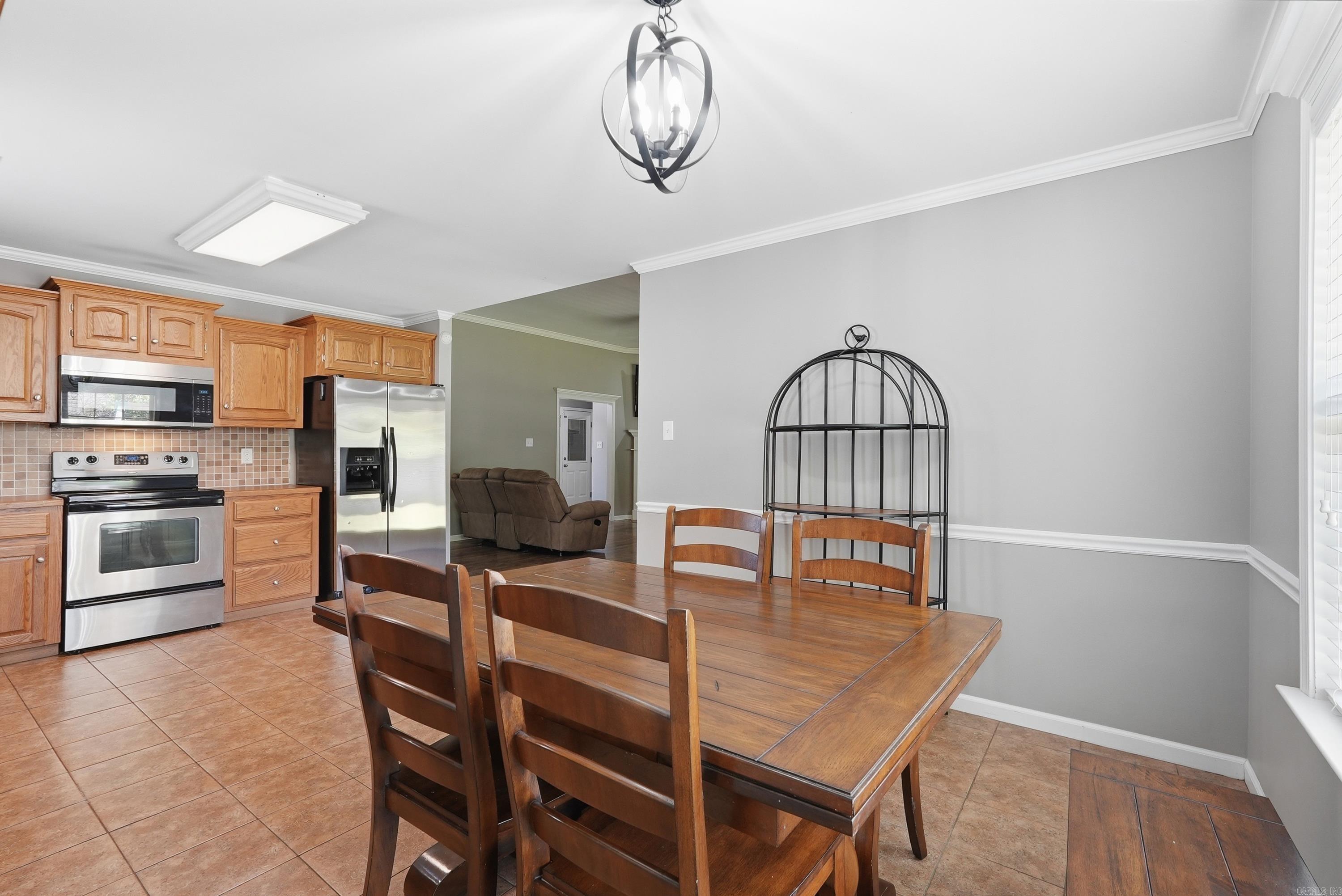 2201 Henry Avenue Property Photo 19