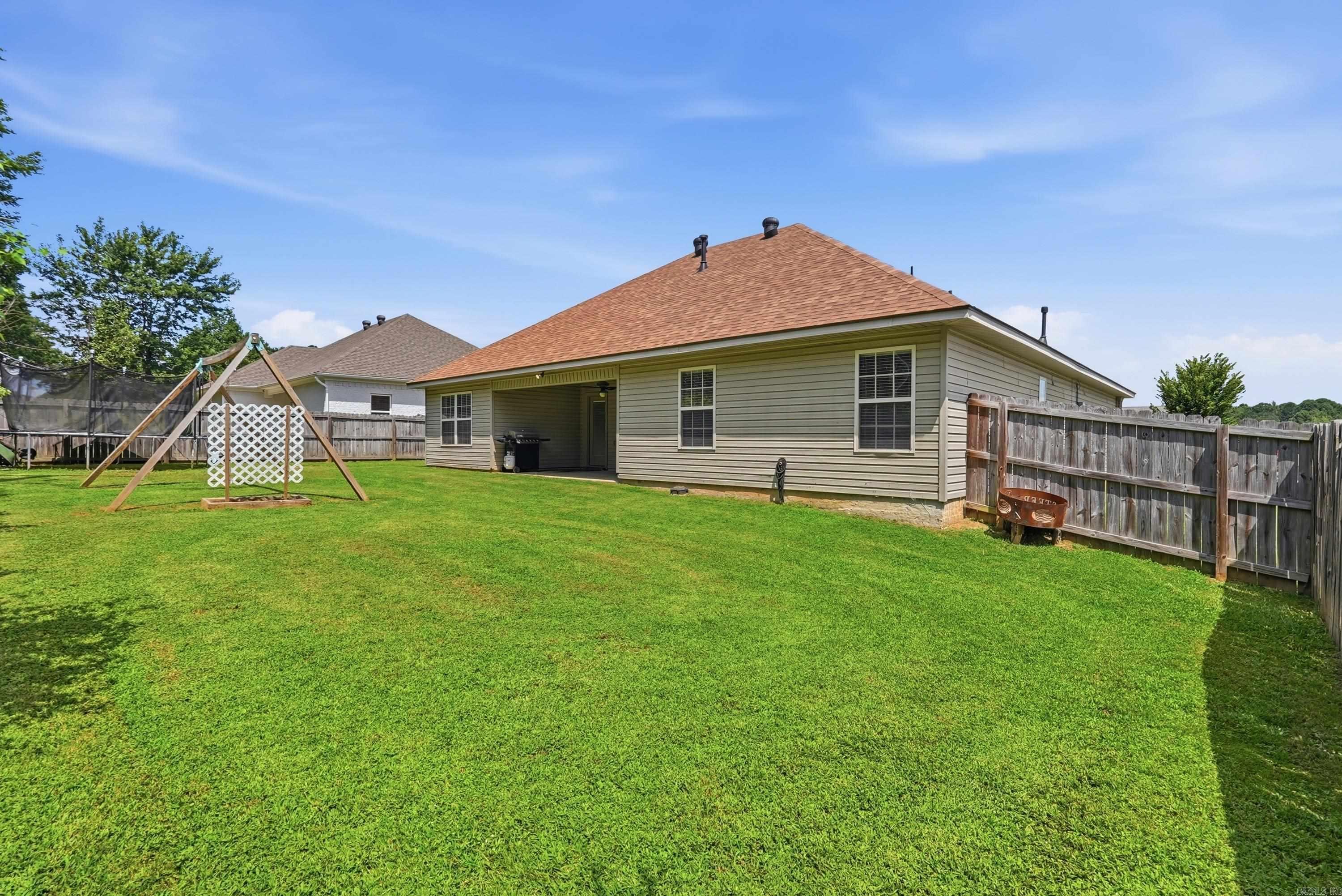 2201 Henry Avenue Property Photo 34