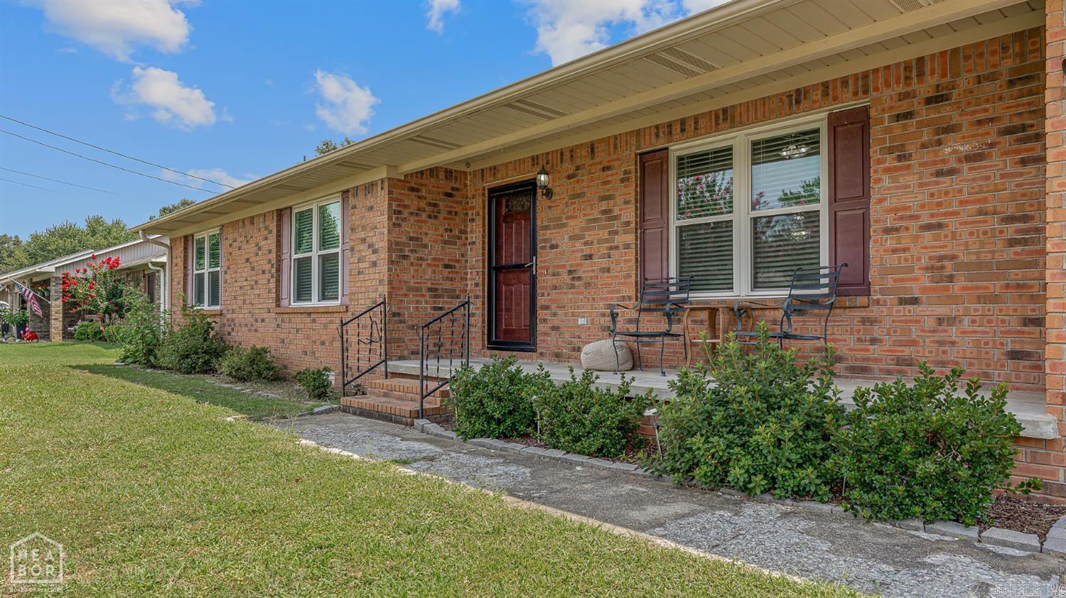1303 Daniel Drive Property Photo 3