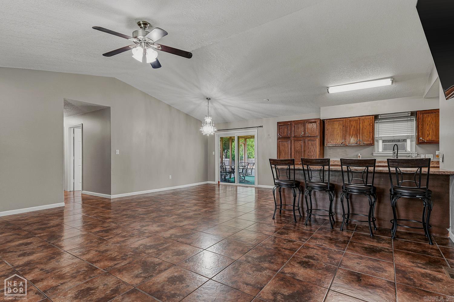 1303 Daniel Drive Property Photo 7