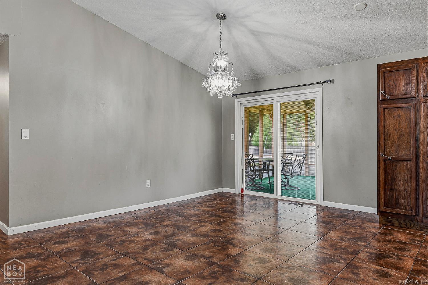 1303 Daniel Drive Property Photo 8