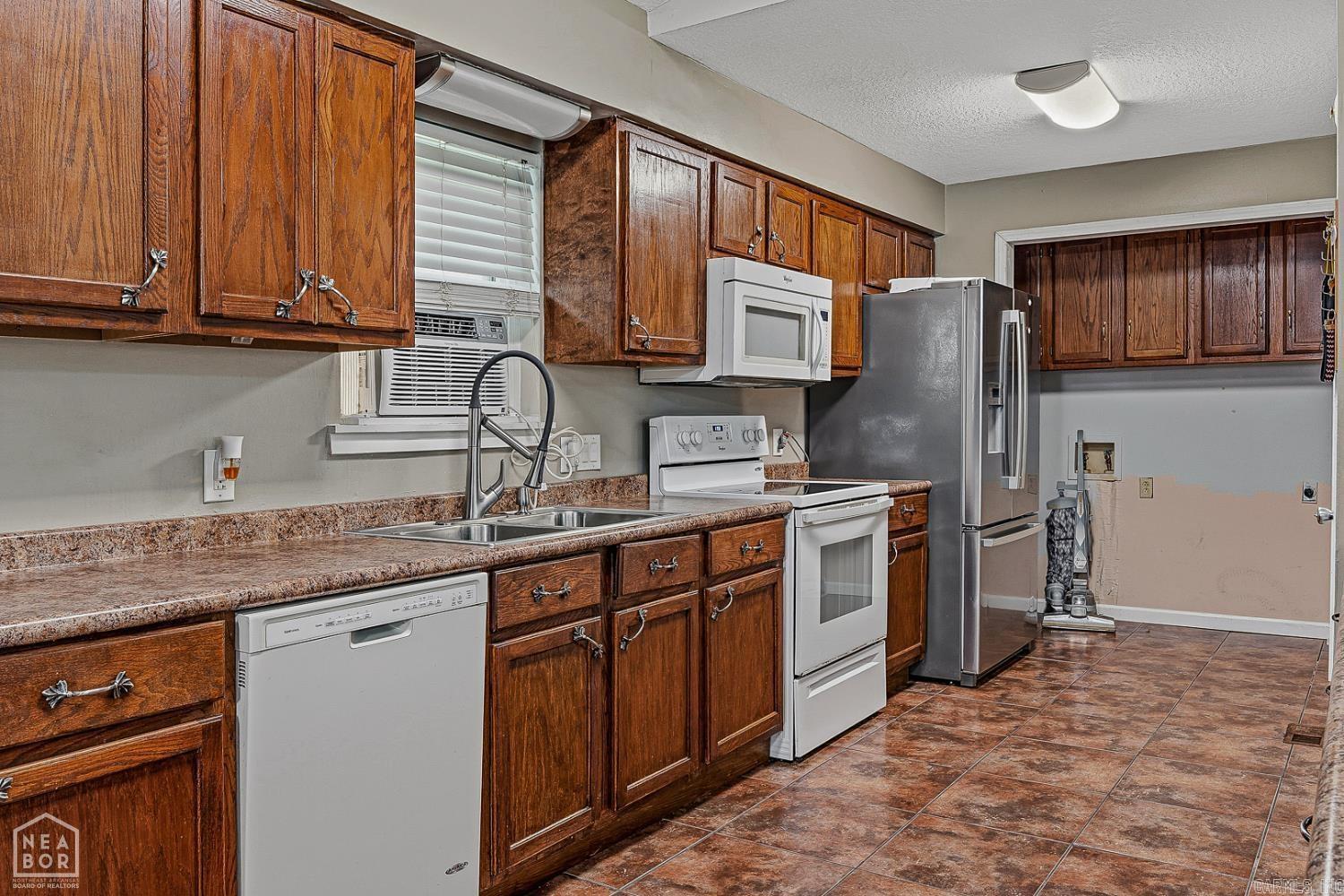 1303 Daniel Drive Property Photo 16