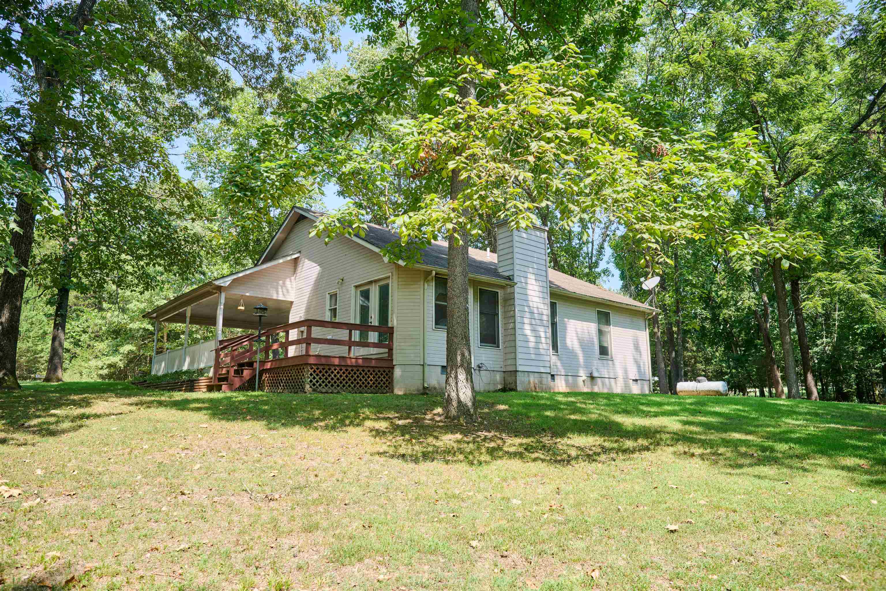 102 Hebron Property Photo 10