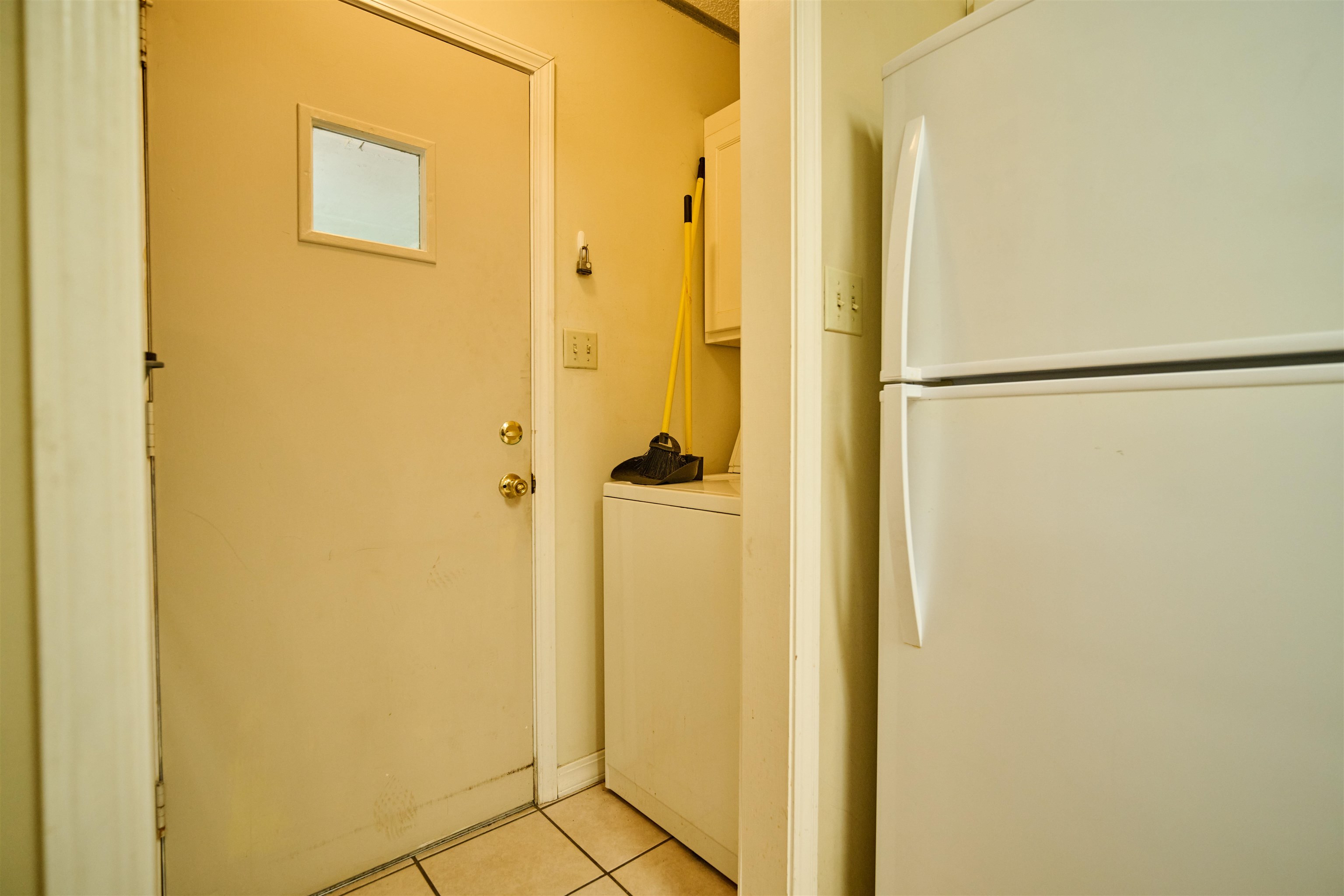 102 Hebron Property Photo 13