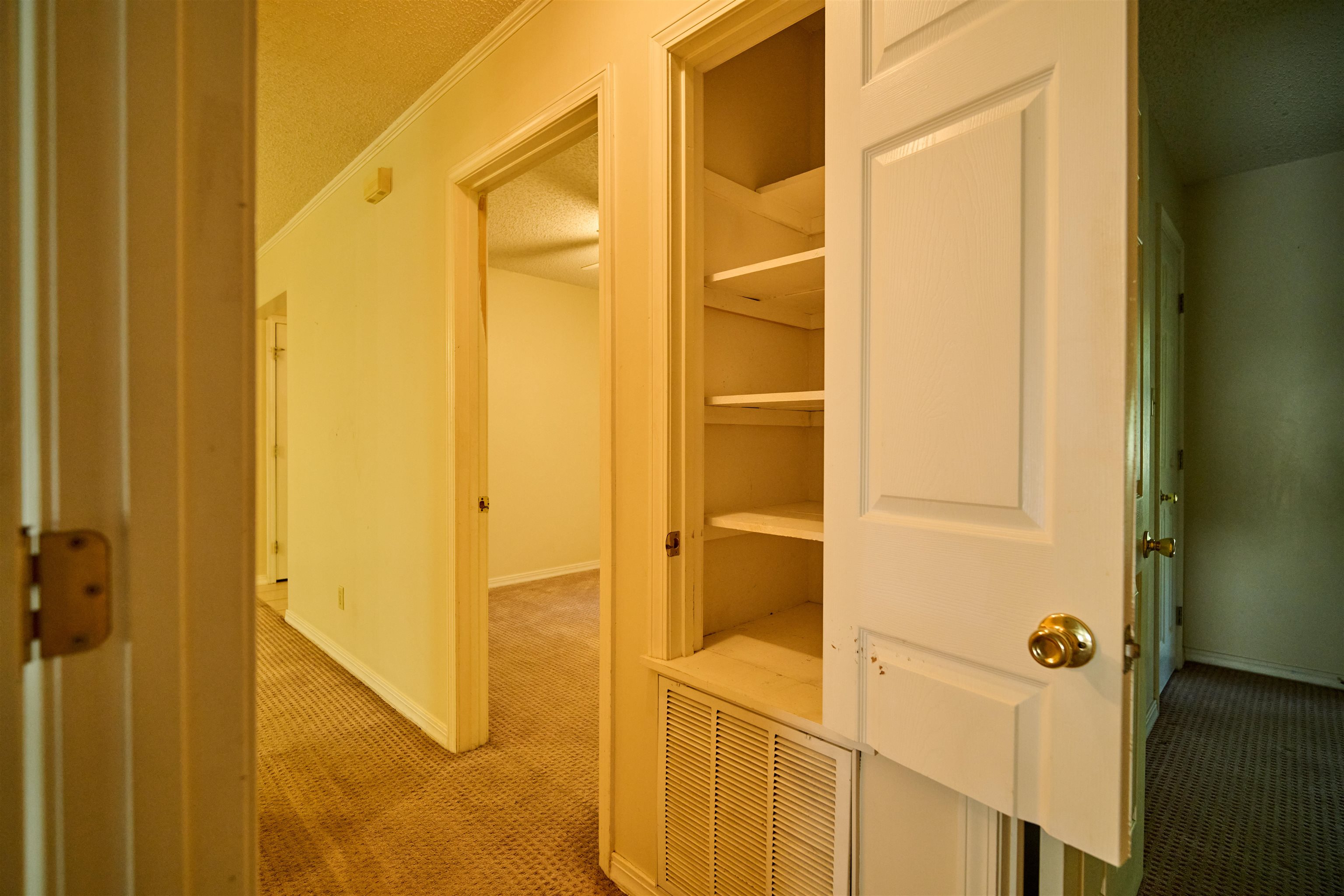 102 Hebron Property Photo 23