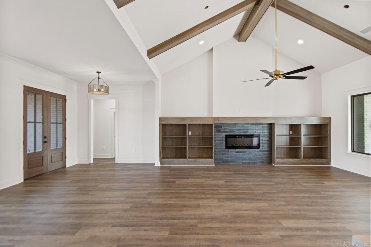 602 Corondelet Property Photo 6