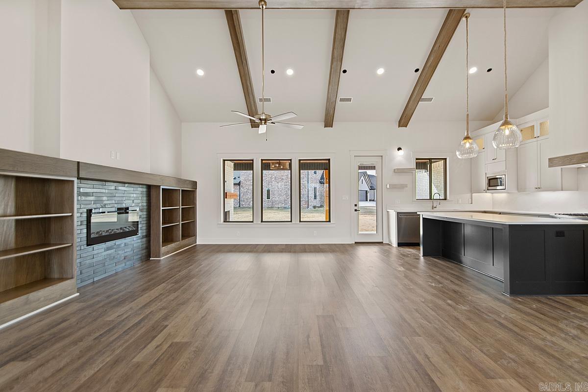 602 Corondelet Property Photo 8