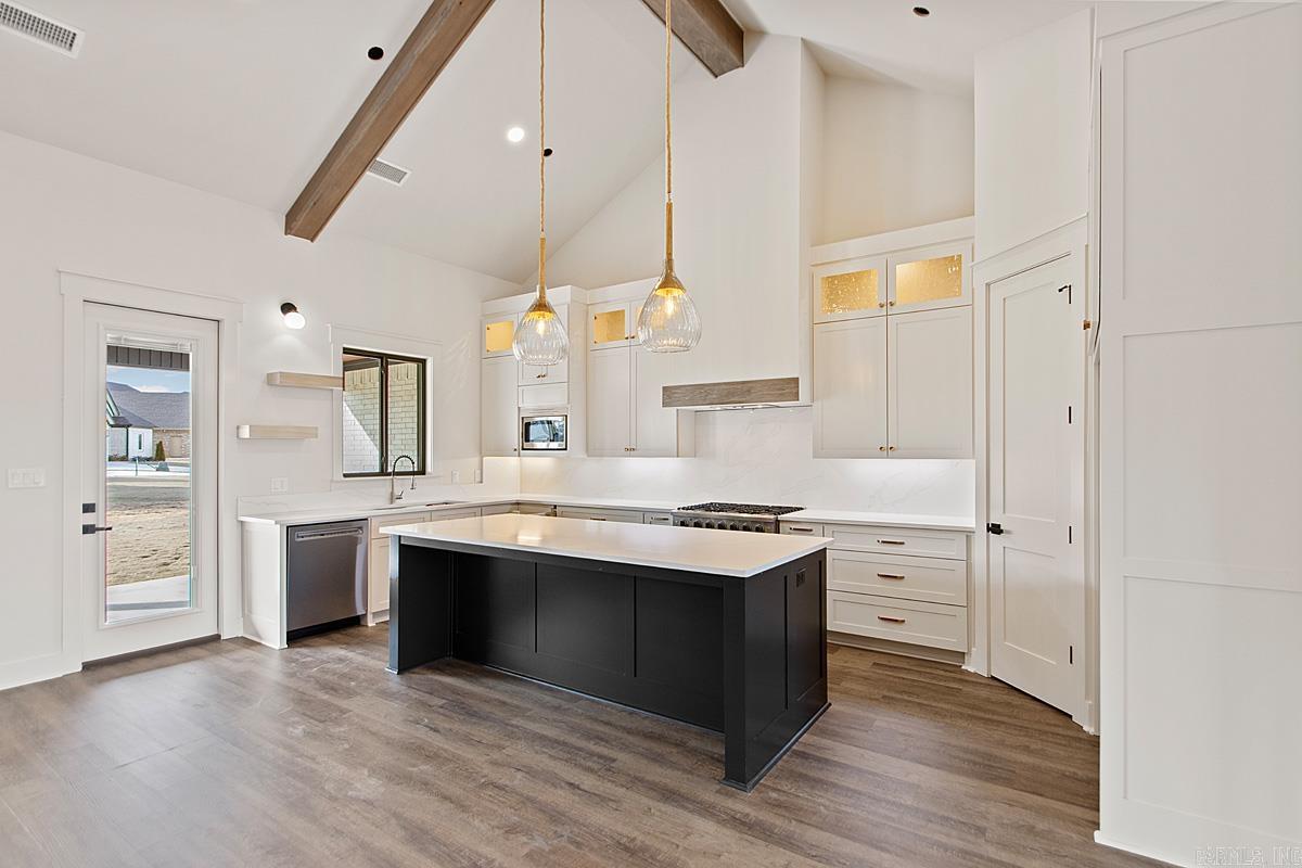 602 Corondelet Property Photo 10
